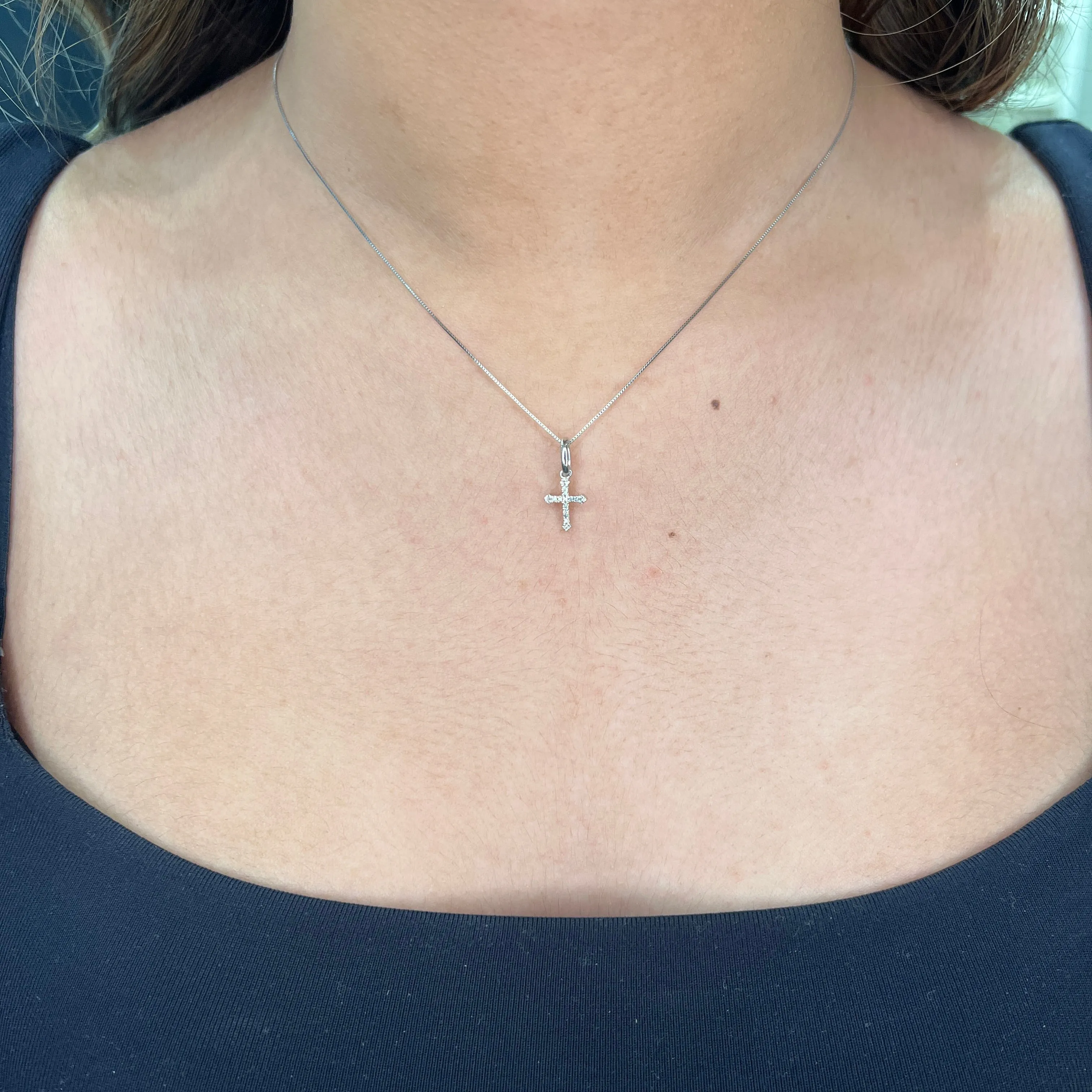 10K White Gold (0.03ct) Diamond Pavee Set Cross Pendant