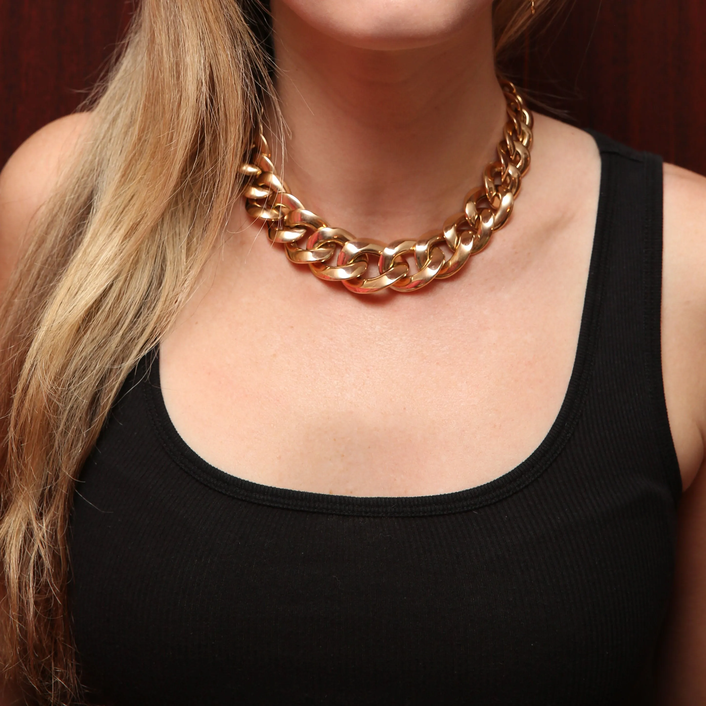 14k Oversized Graduated Curb Chain