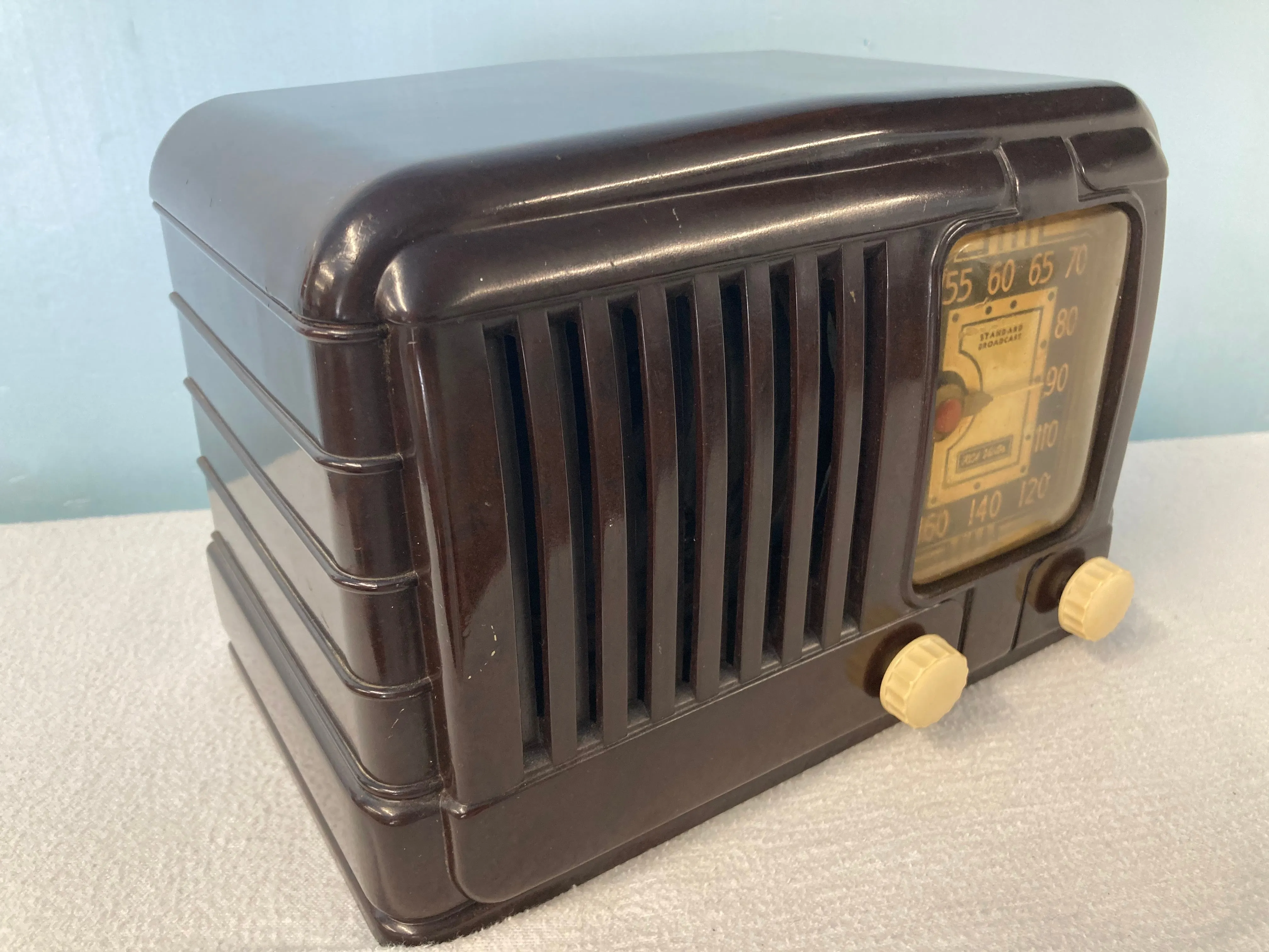 1940 RCA Master Nipper Tube Radio With Bluetooth & FM Options