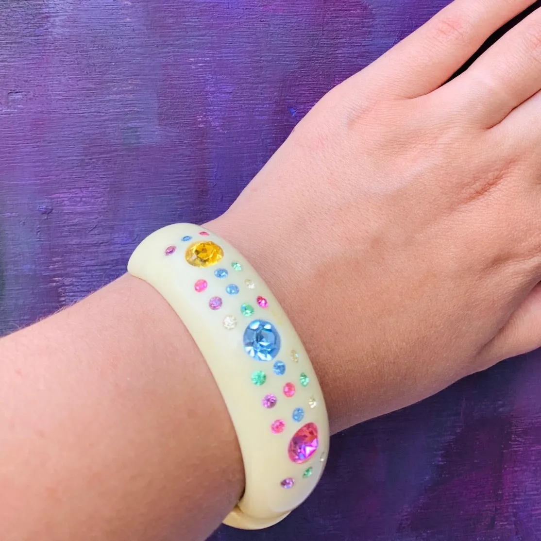 1950s Pastel Toned Celluloid Bracelet