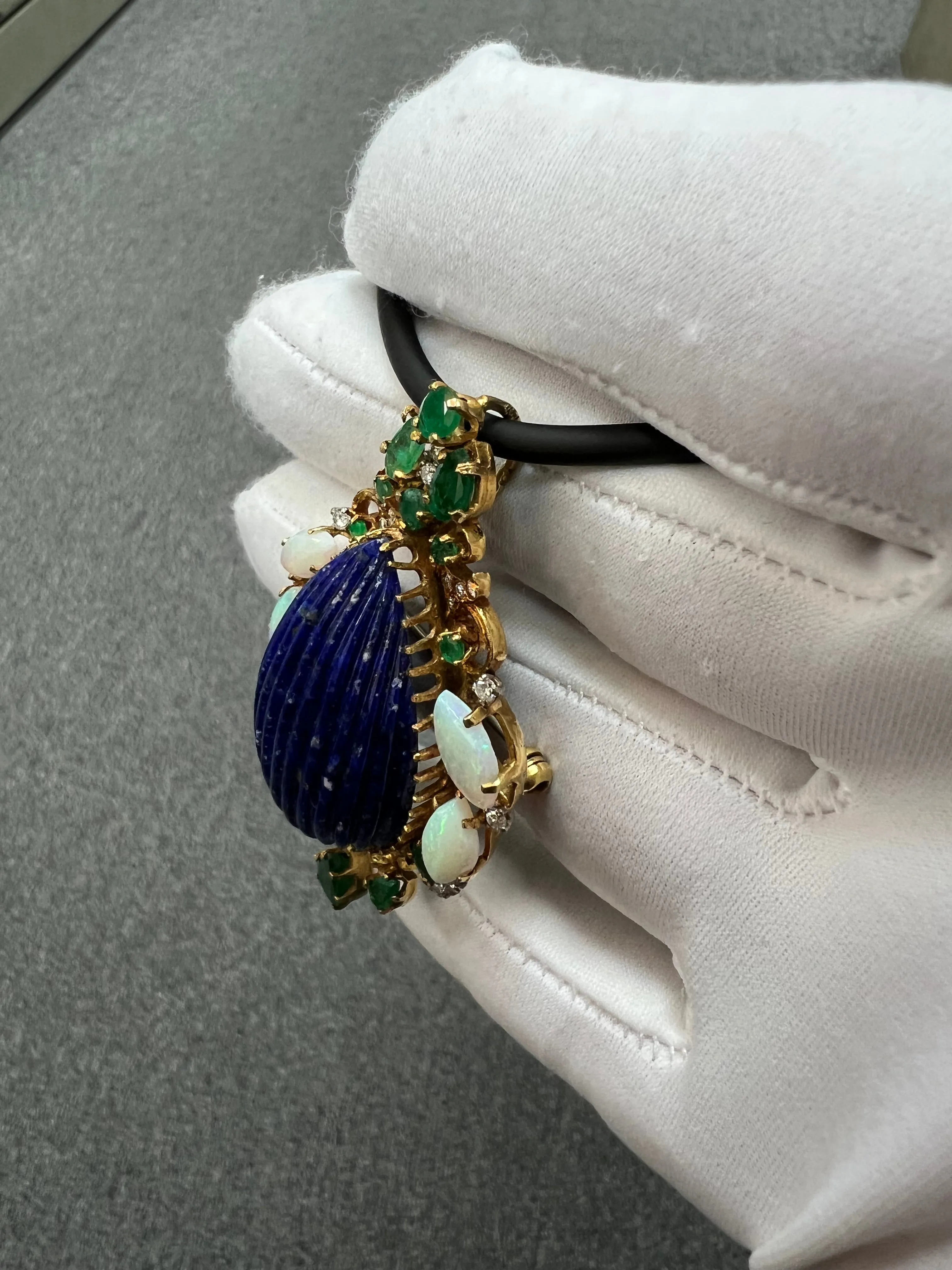 1970s Lapis Emerald Opal Diamond Yellow Gold Pendant Brooch