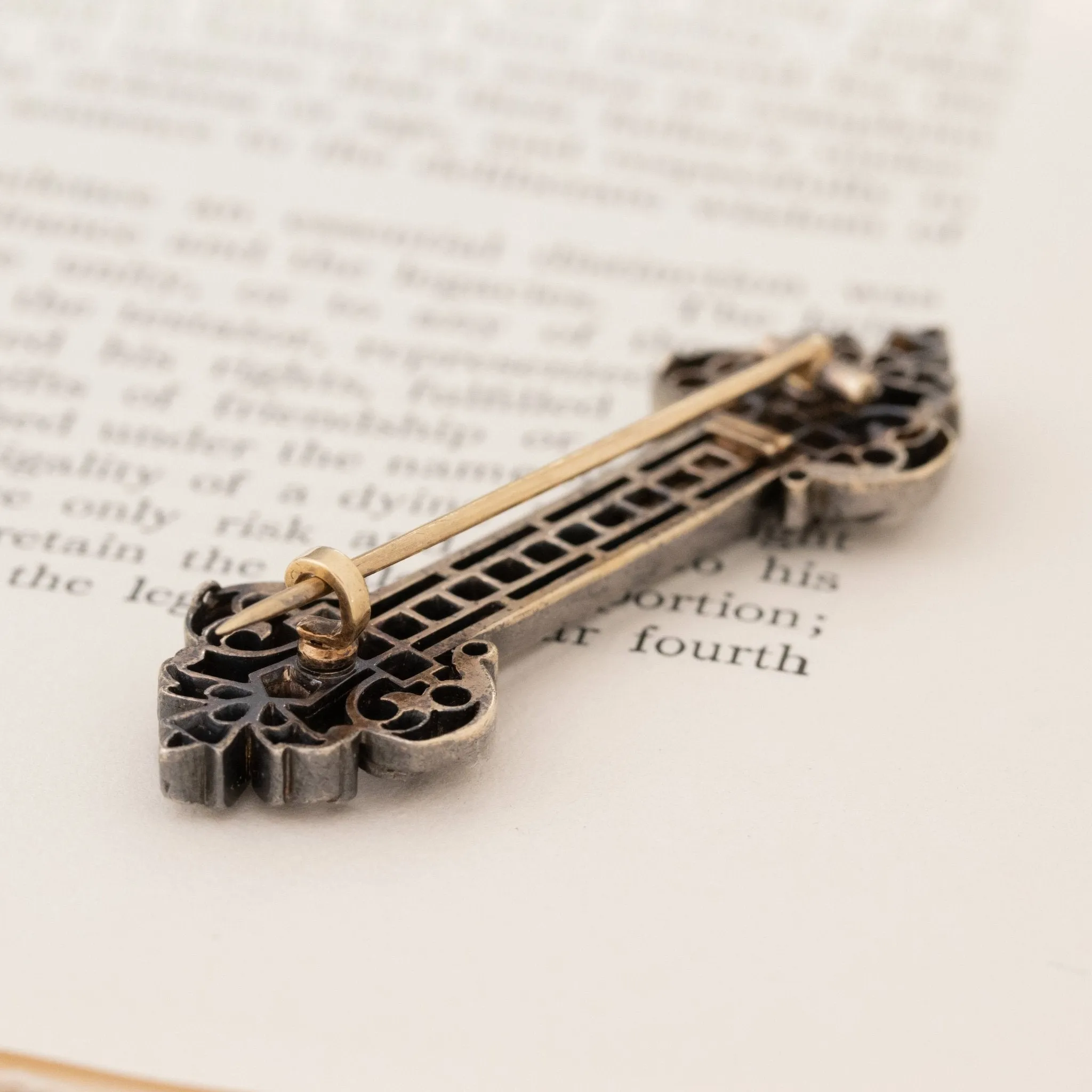 2.79ctw Victorian Old Cut Diamond Bar Brooch
