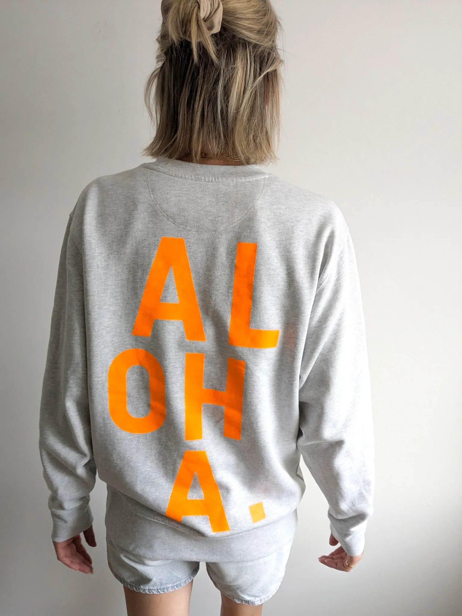 ALOHA BOLD Sweater
