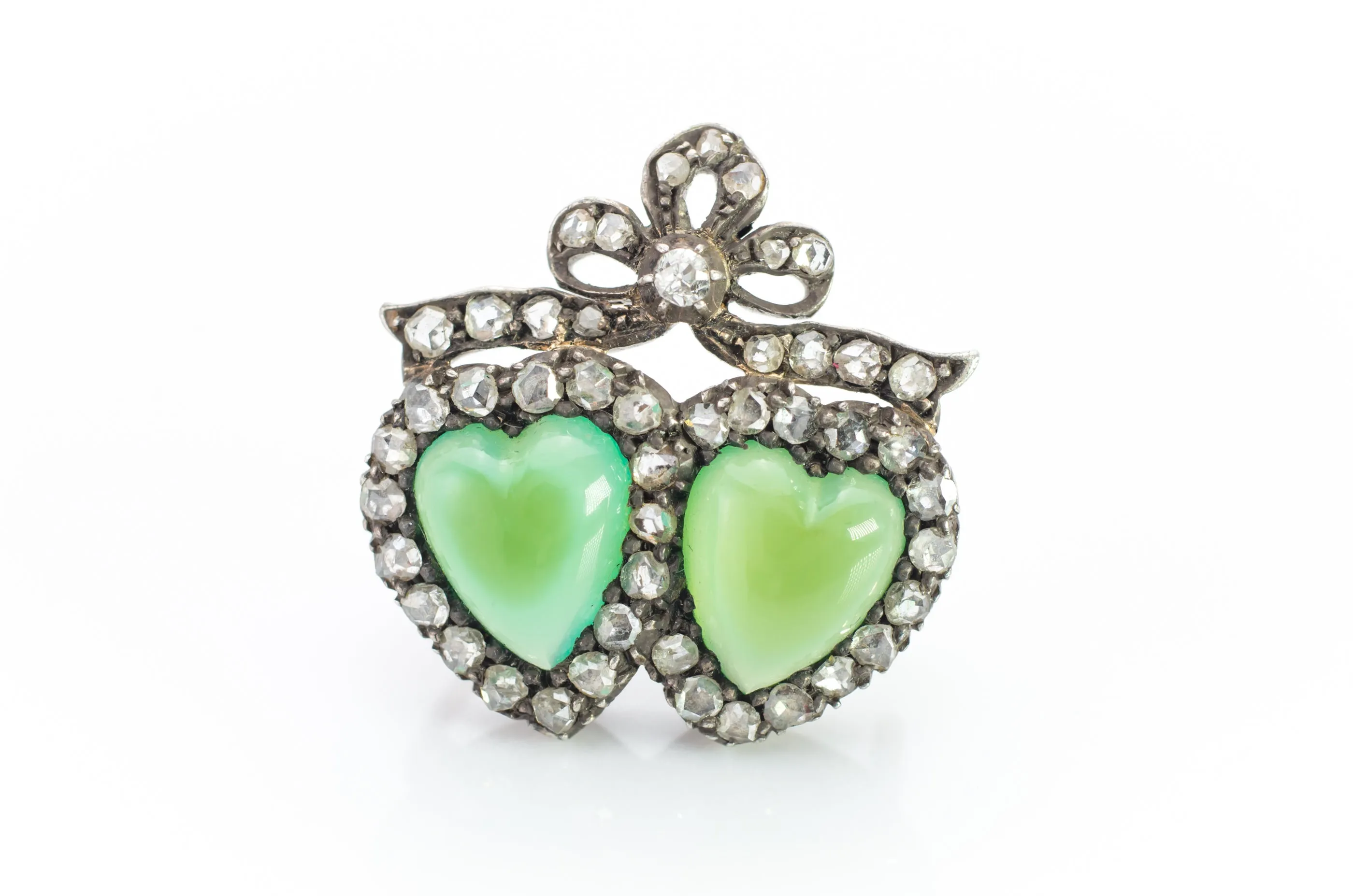 ANTIQUE CHRYSOPRASE AND ROSE CUT DIAMOND TWIN HEARTS BROOCH