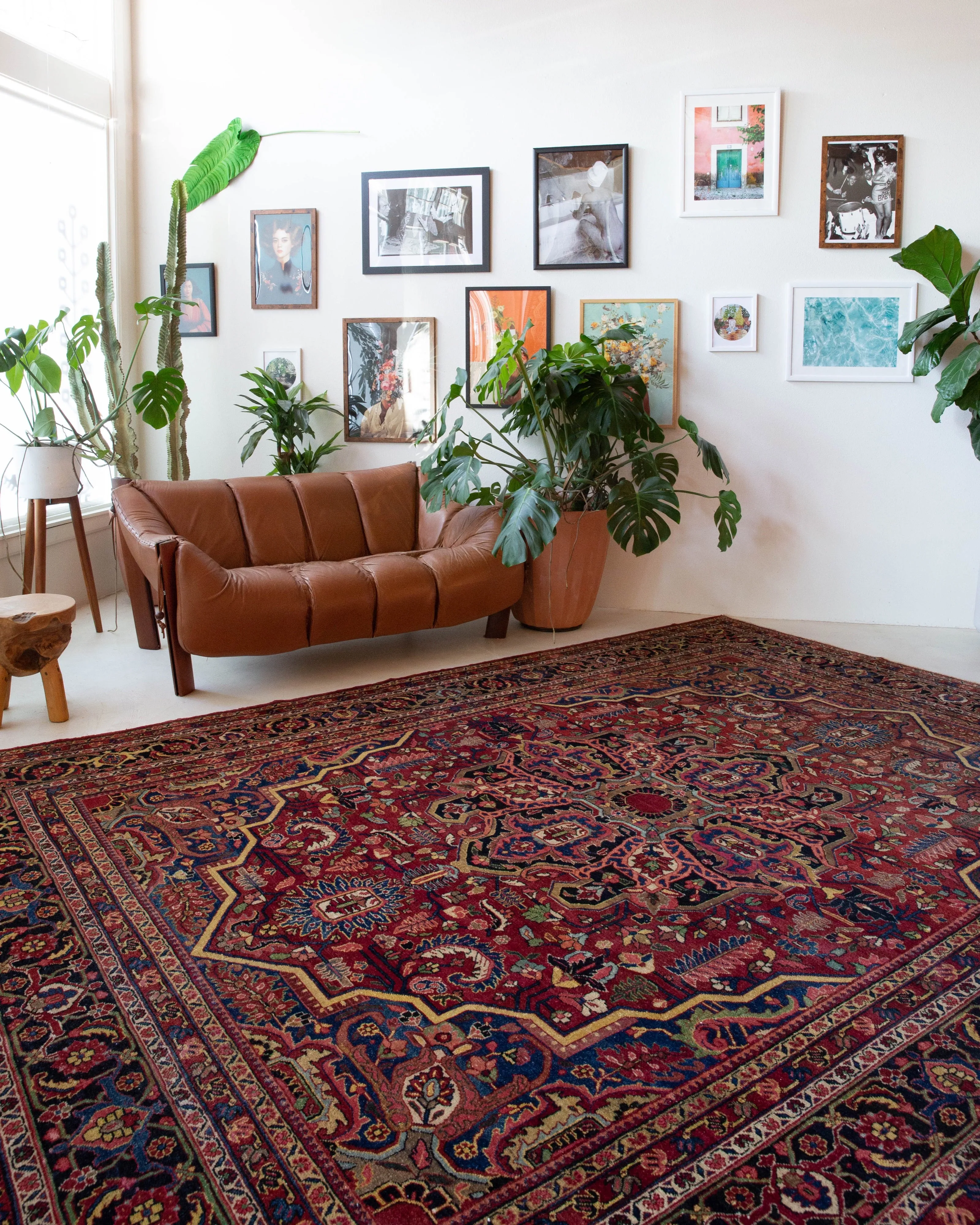 Antique NW Heriz Rug 9'3"x12'6"