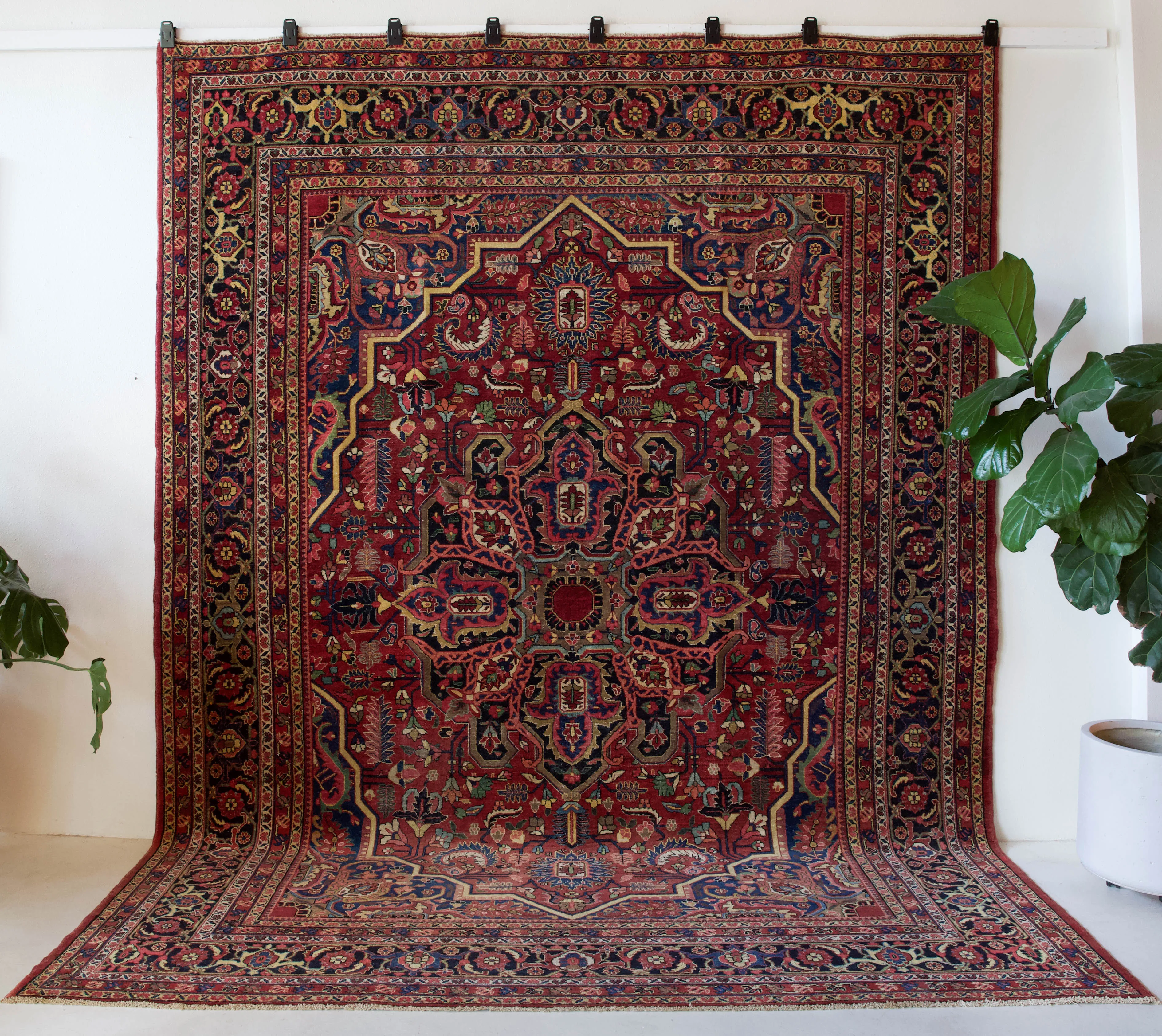 Antique NW Heriz Rug 9'3"x12'6"