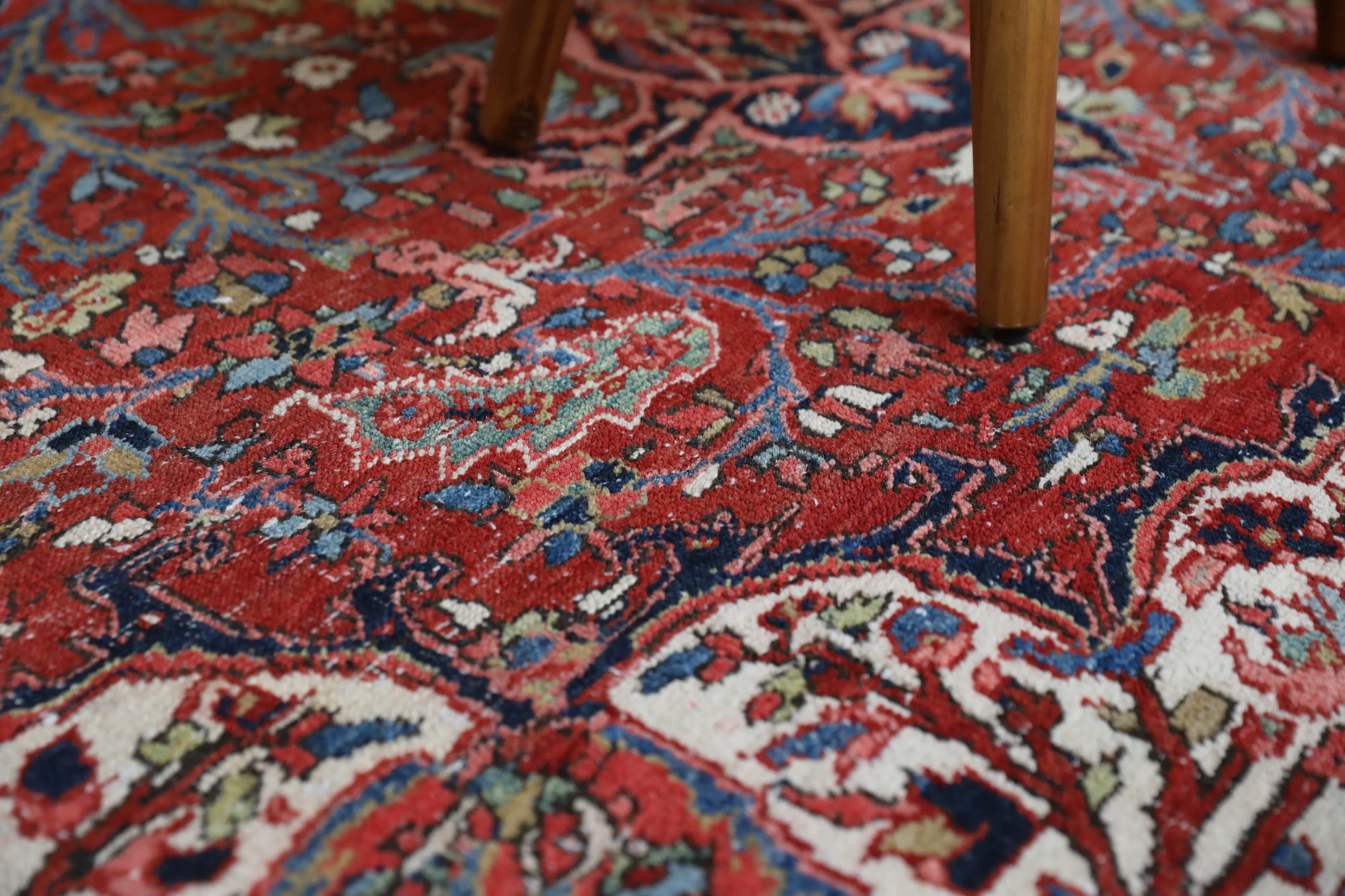 Antique NW Persian Heriz Rug 8'9"x11'6"