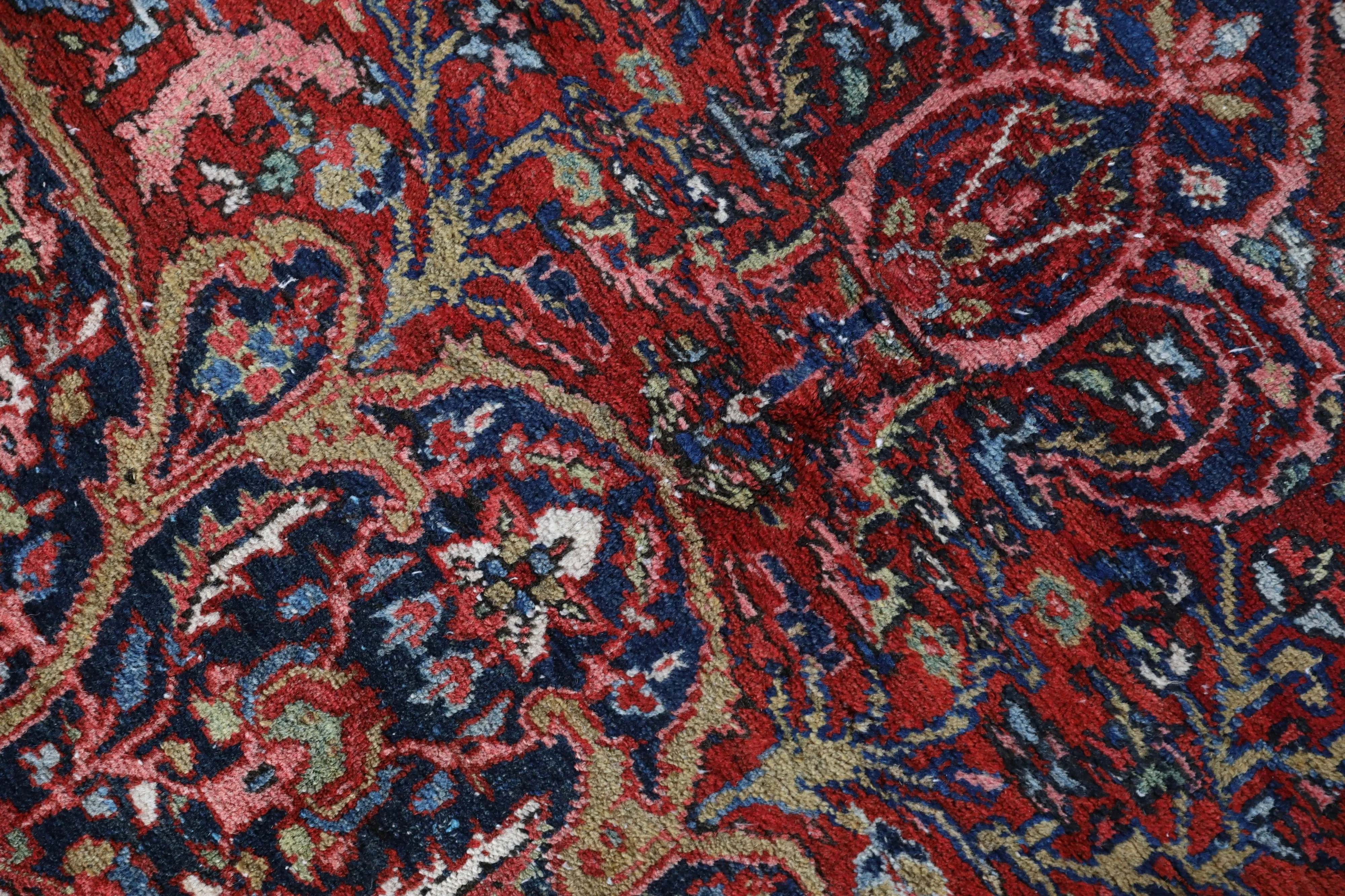 Antique NW Persian Heriz Rug 8'9"x11'6"