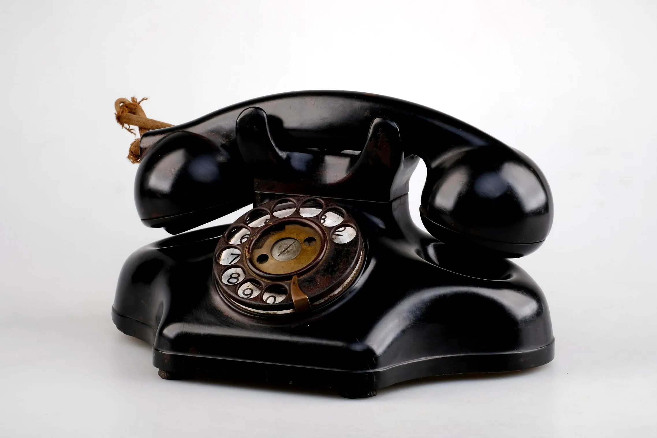 ART DECO KELLOGGS DESK PHONE