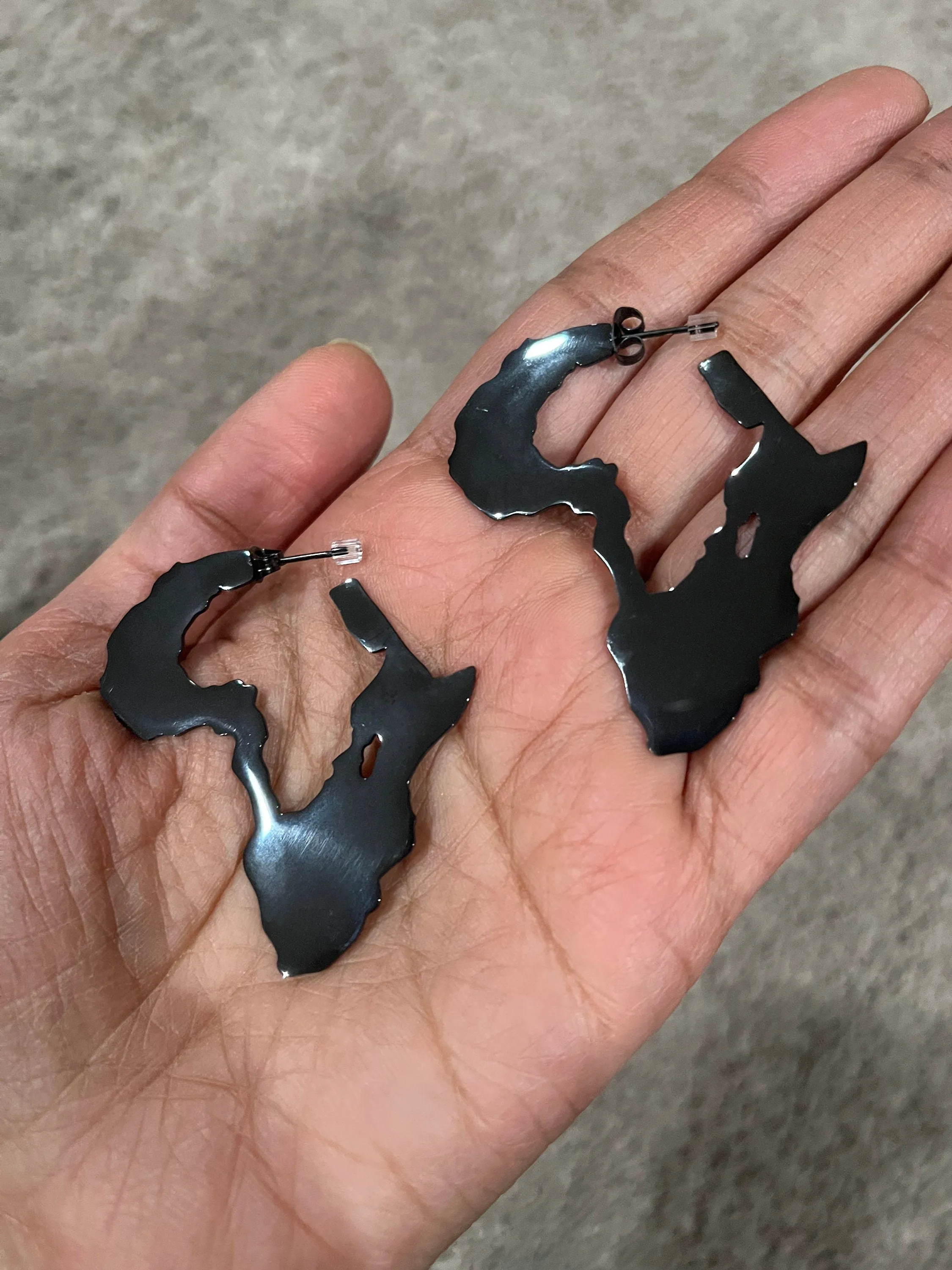 Big Black africa map Earring statement bold chunky black studs Jet Pierced Pageant Earrings metal abstract
