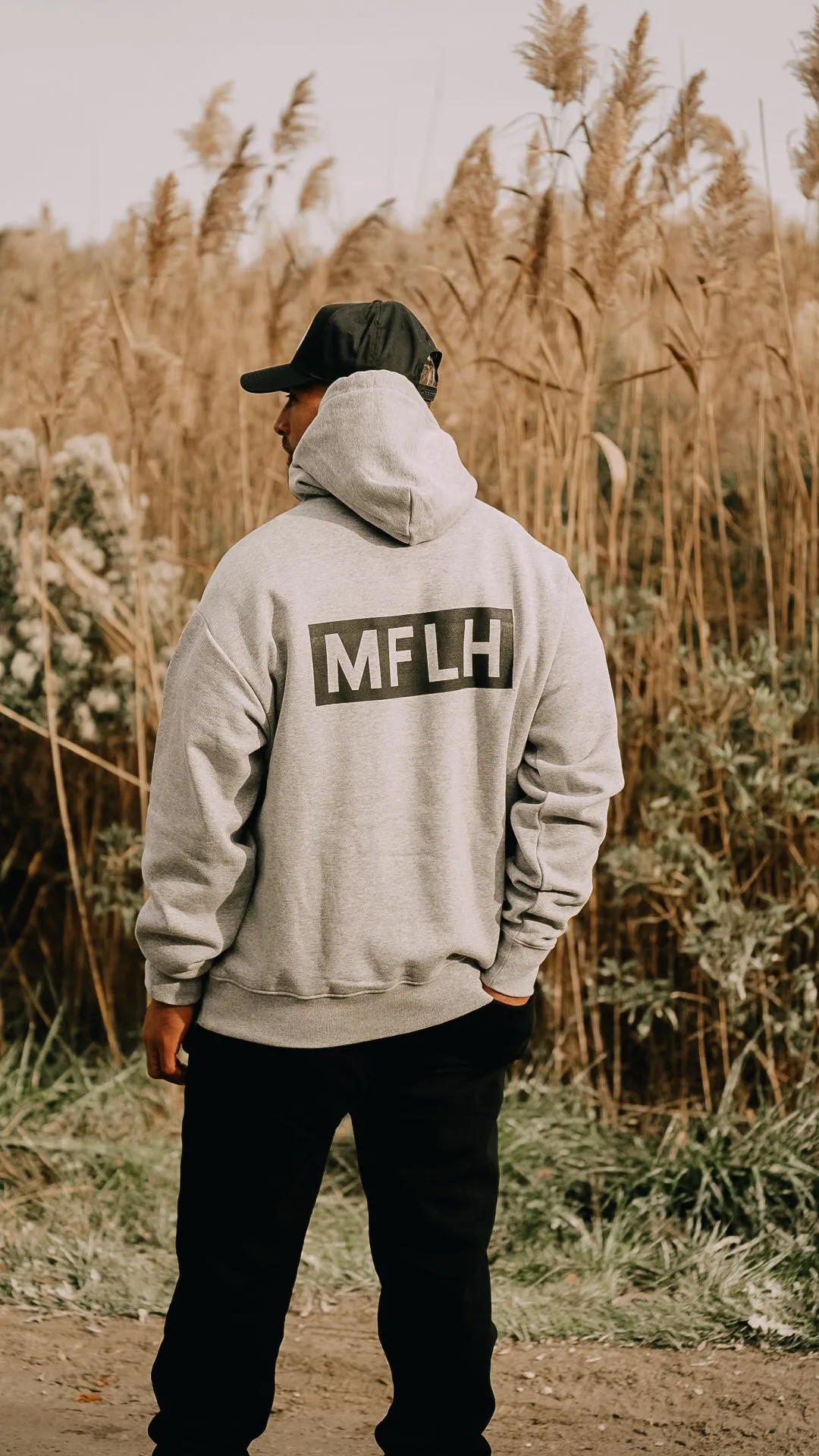 BOLD BOX HOODIE