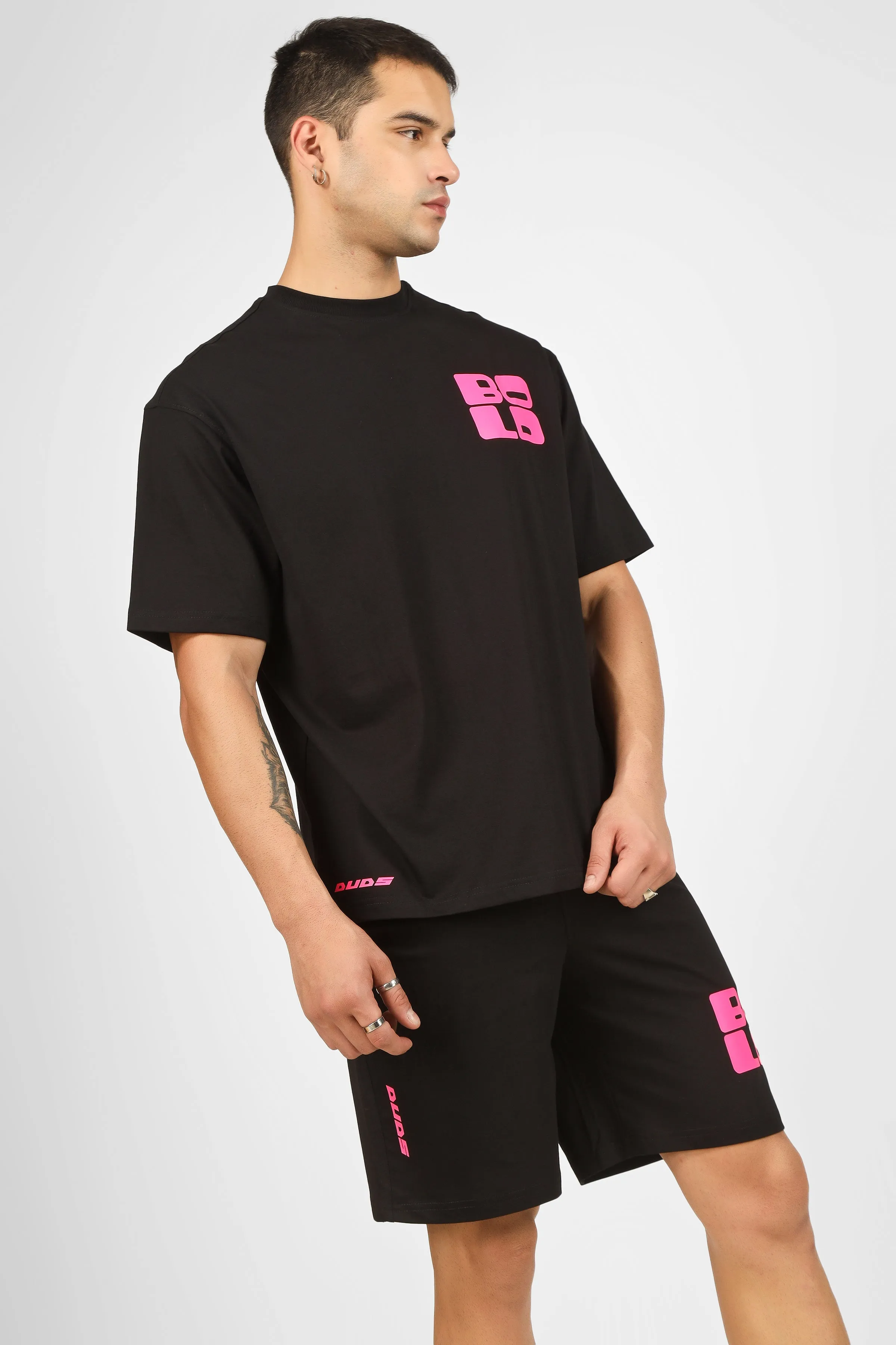 Bold Over-Sized T-Shirt (Black)