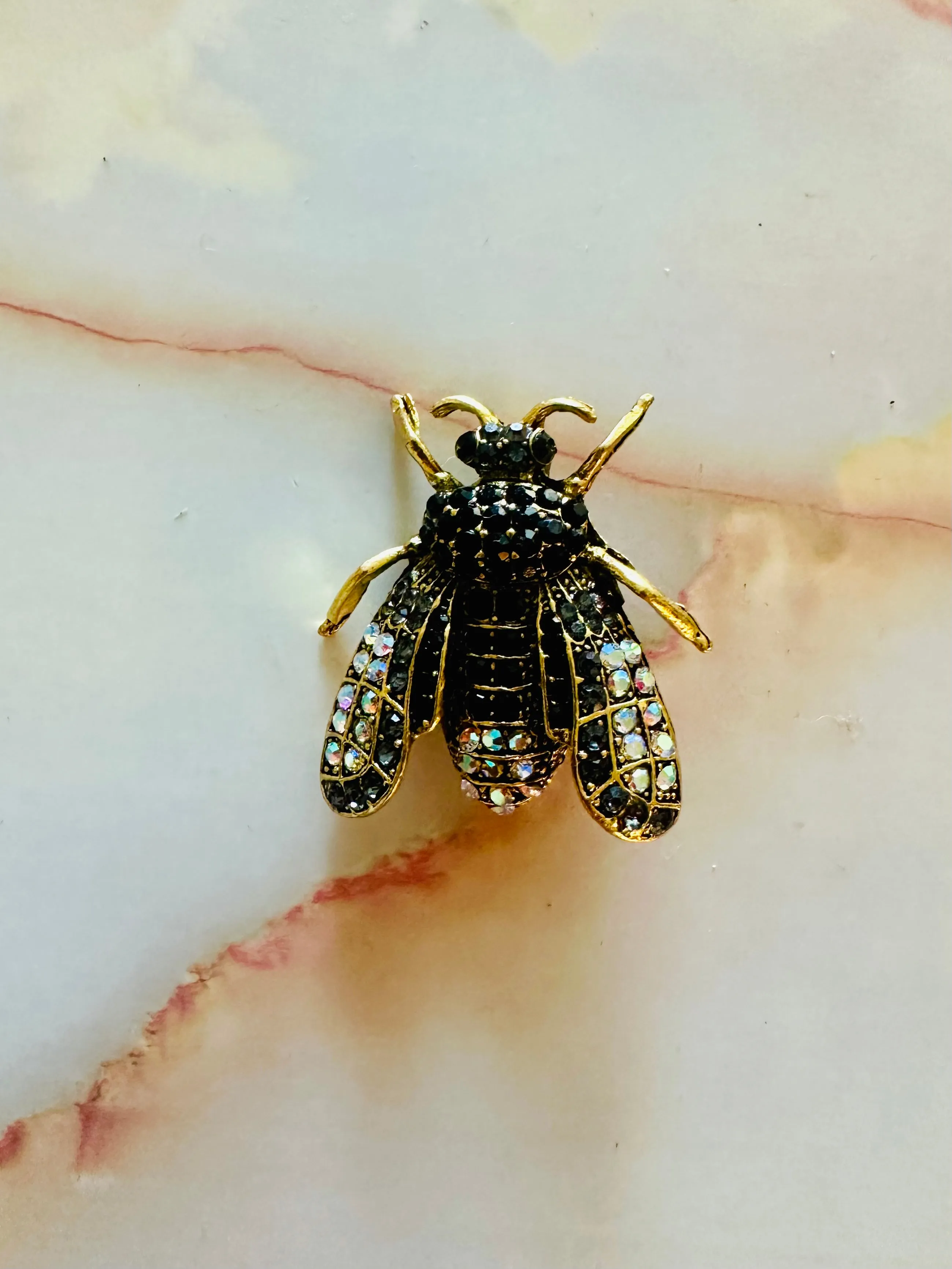 Brooches 1 — 4
