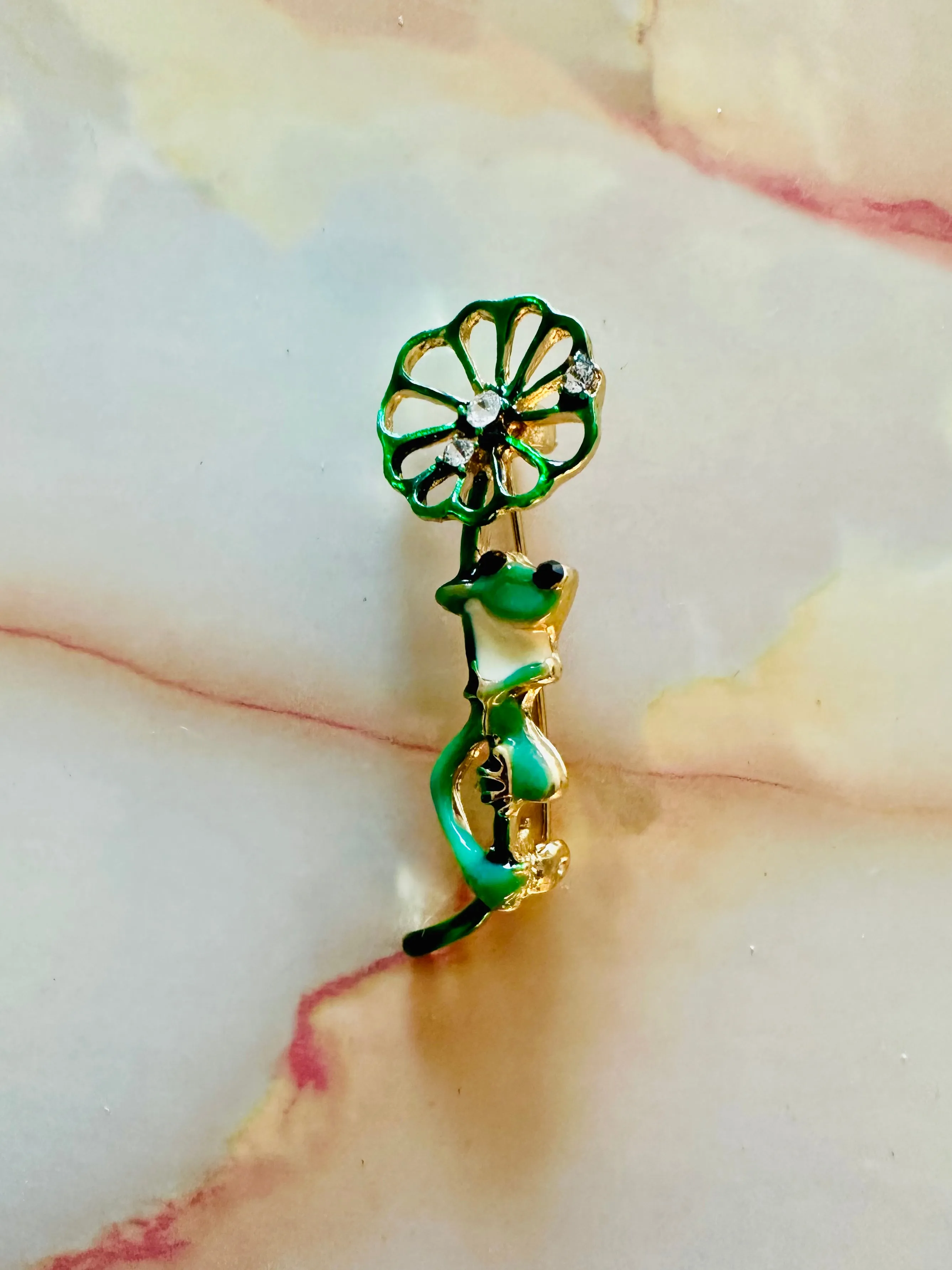 Brooches 11 — 15