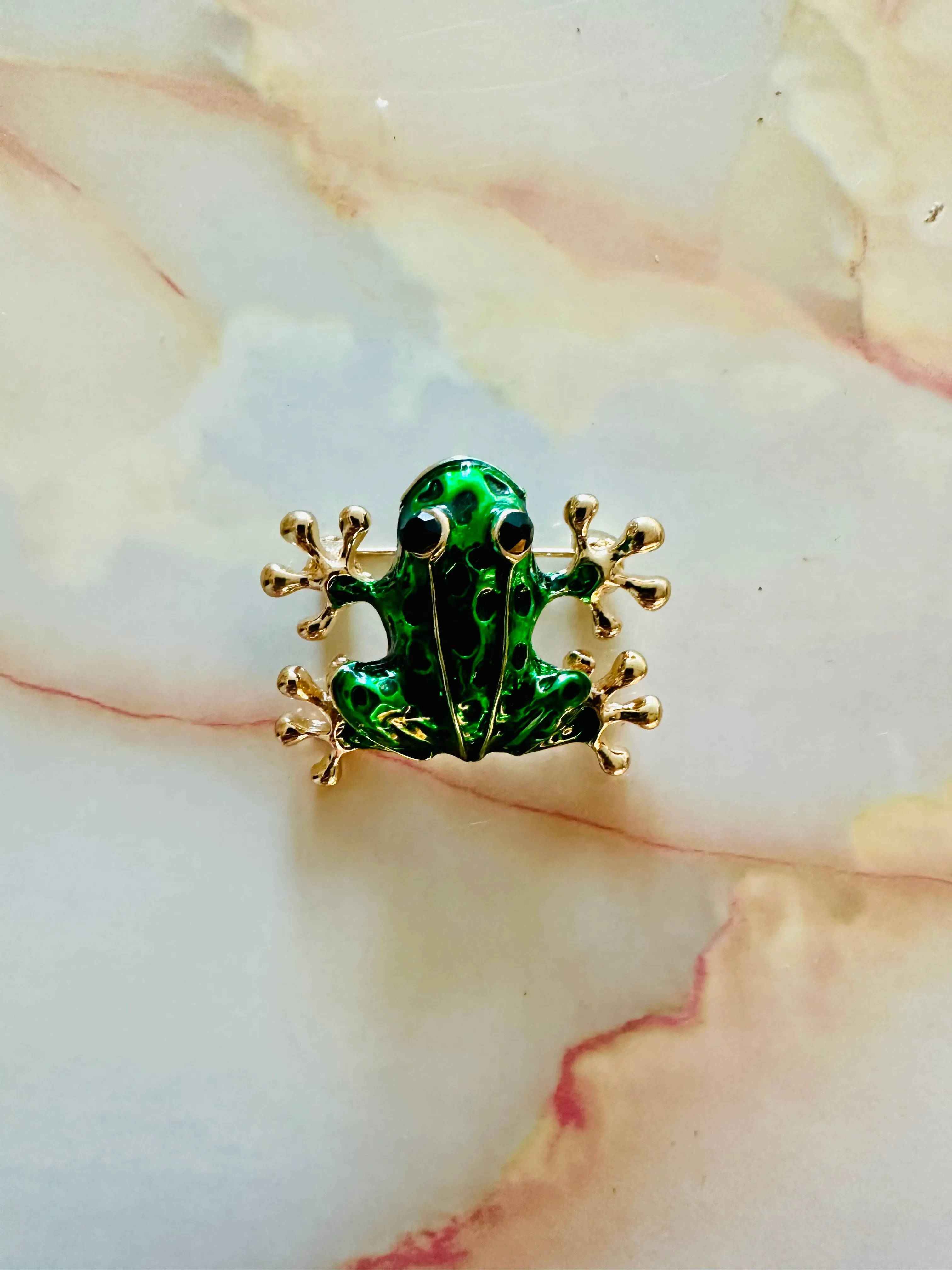 Brooches 11 — 15