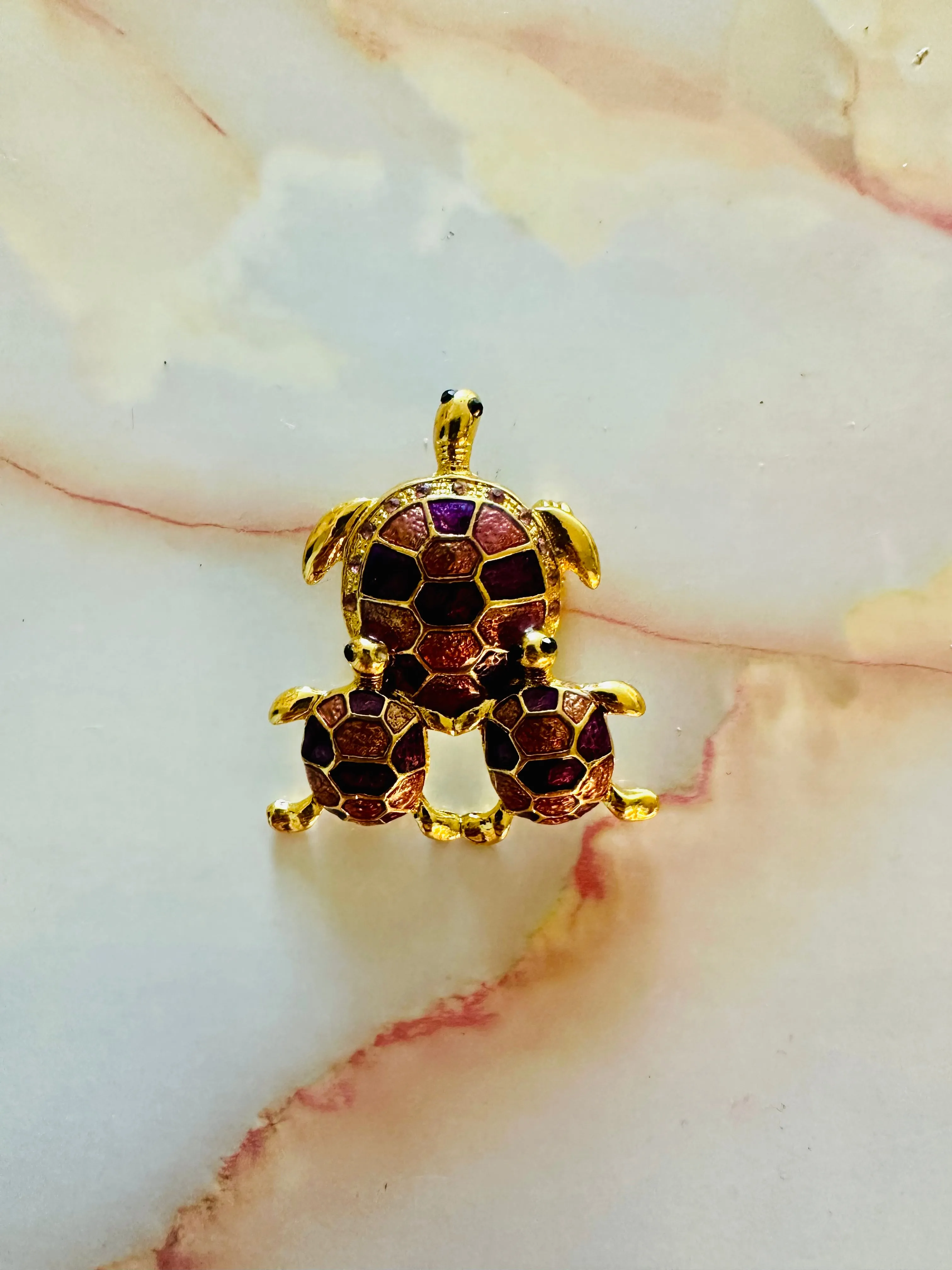 Brooches 26 - 29