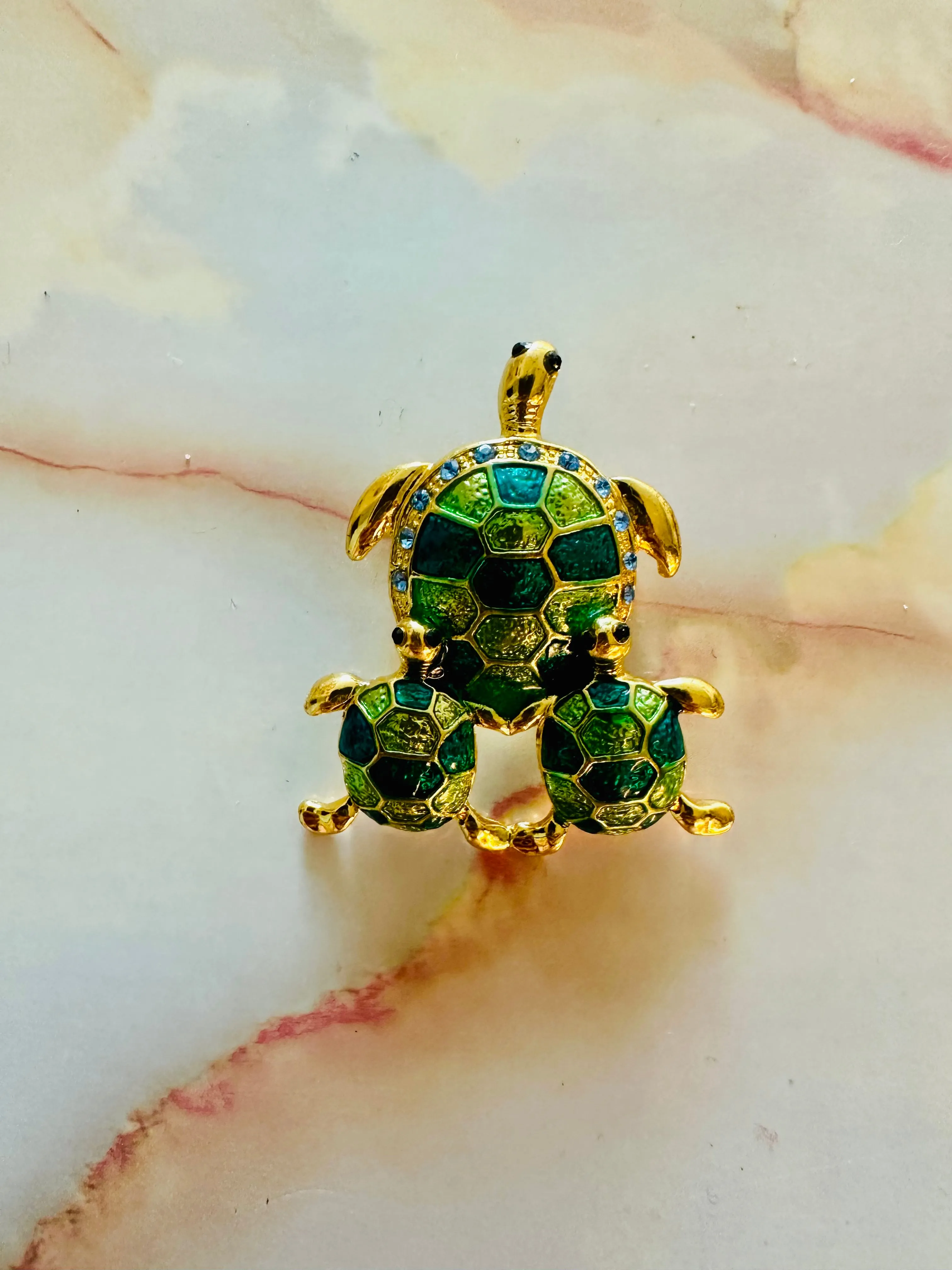 Brooches 26 - 29