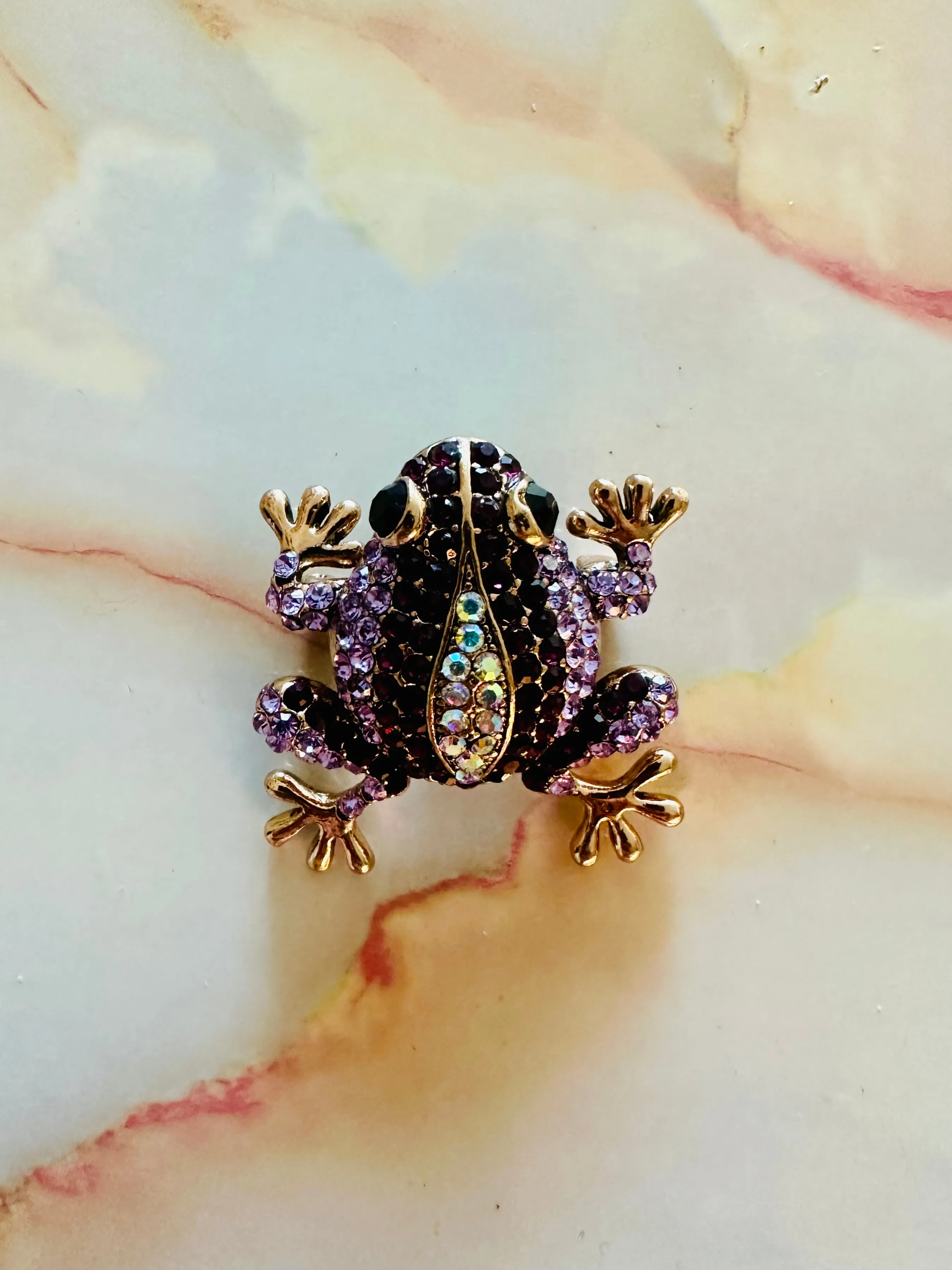 Brooches 6 — 8