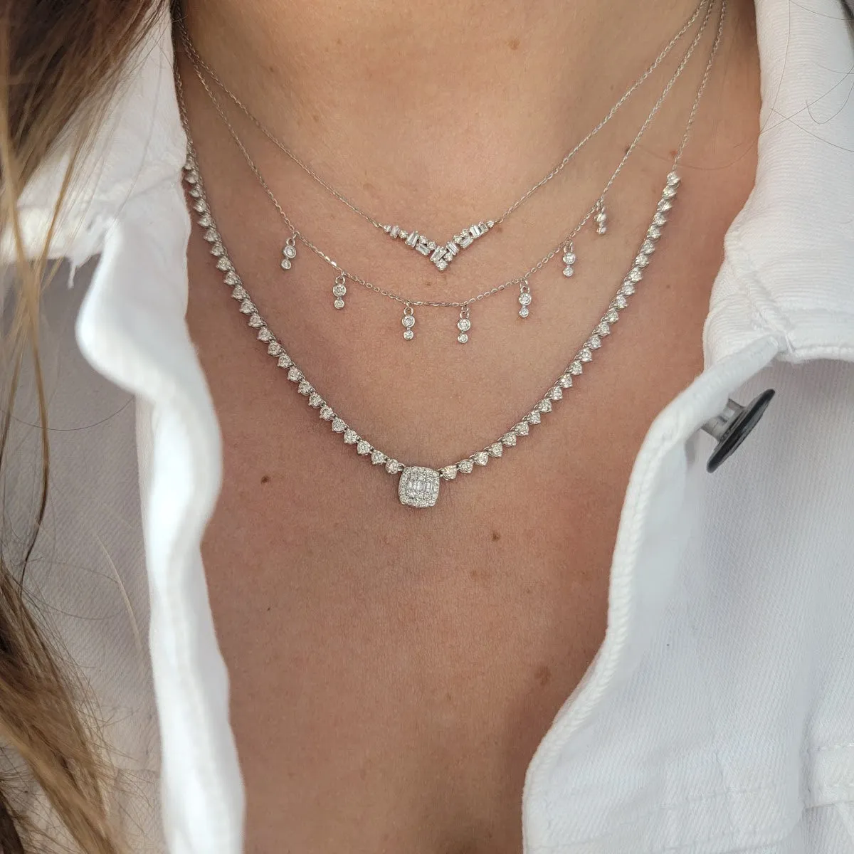 Bubbly Twinkling Diamond Dangle Necklace