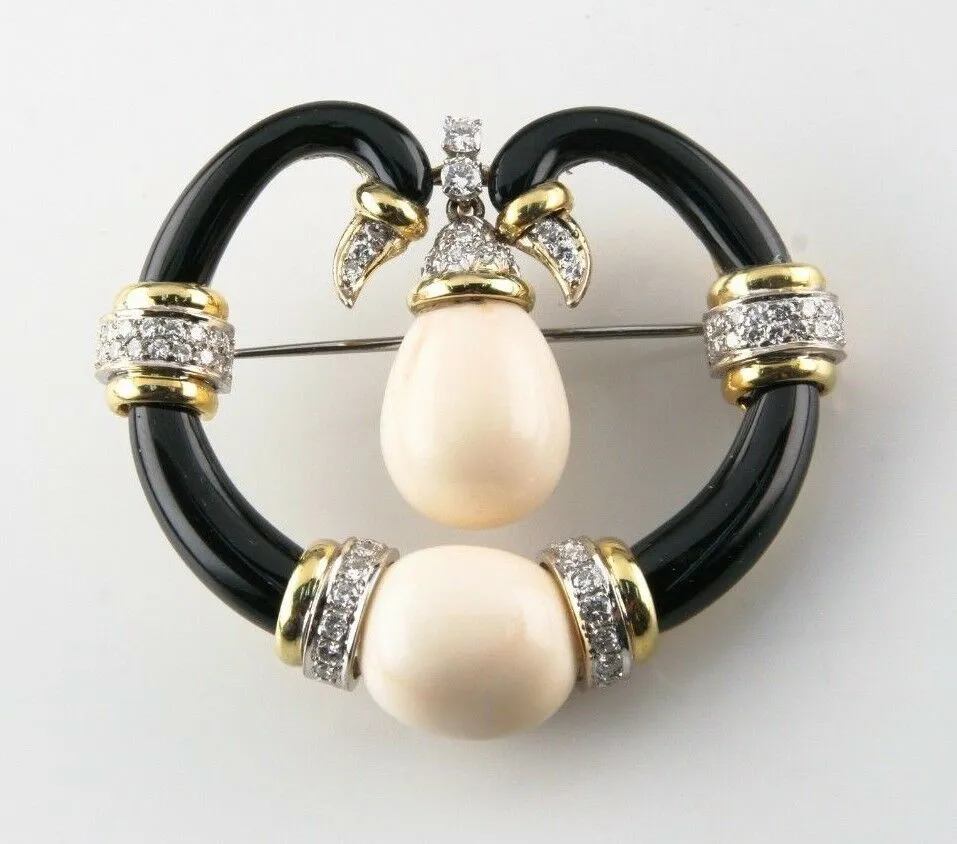 Chalcedony and Diamond 18k Yellow Gold Jewelry Set w/ Ring, Earrings, and Brooch