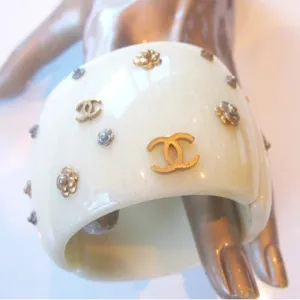 Chanel 1980s Bakelite Multi Logo Manchette Bracelet Box!