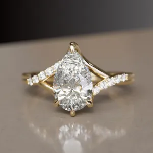 Faye Pear Diamond Engagement Ring