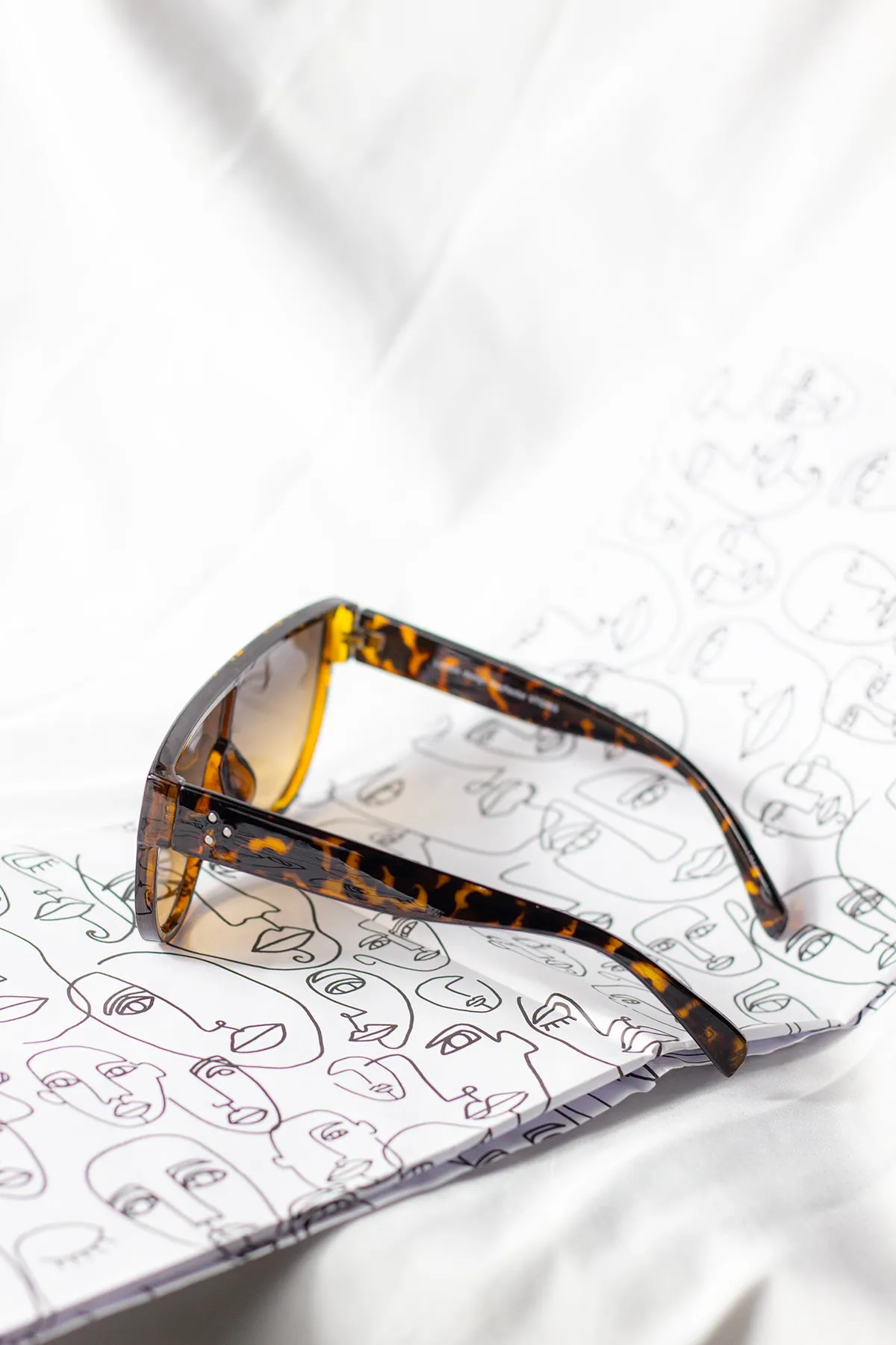 Flat Top Full Lens Sunglasses