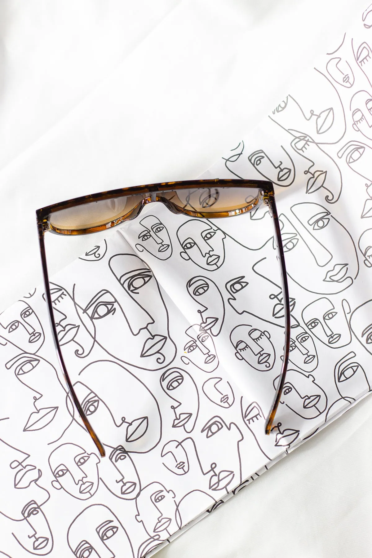 Flat Top Full Lens Sunglasses
