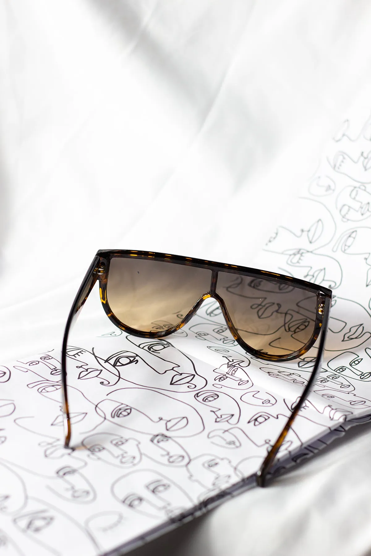 Flat Top Full Lens Sunglasses