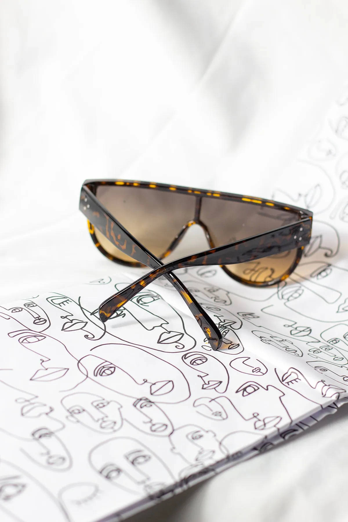 Flat Top Full Lens Sunglasses