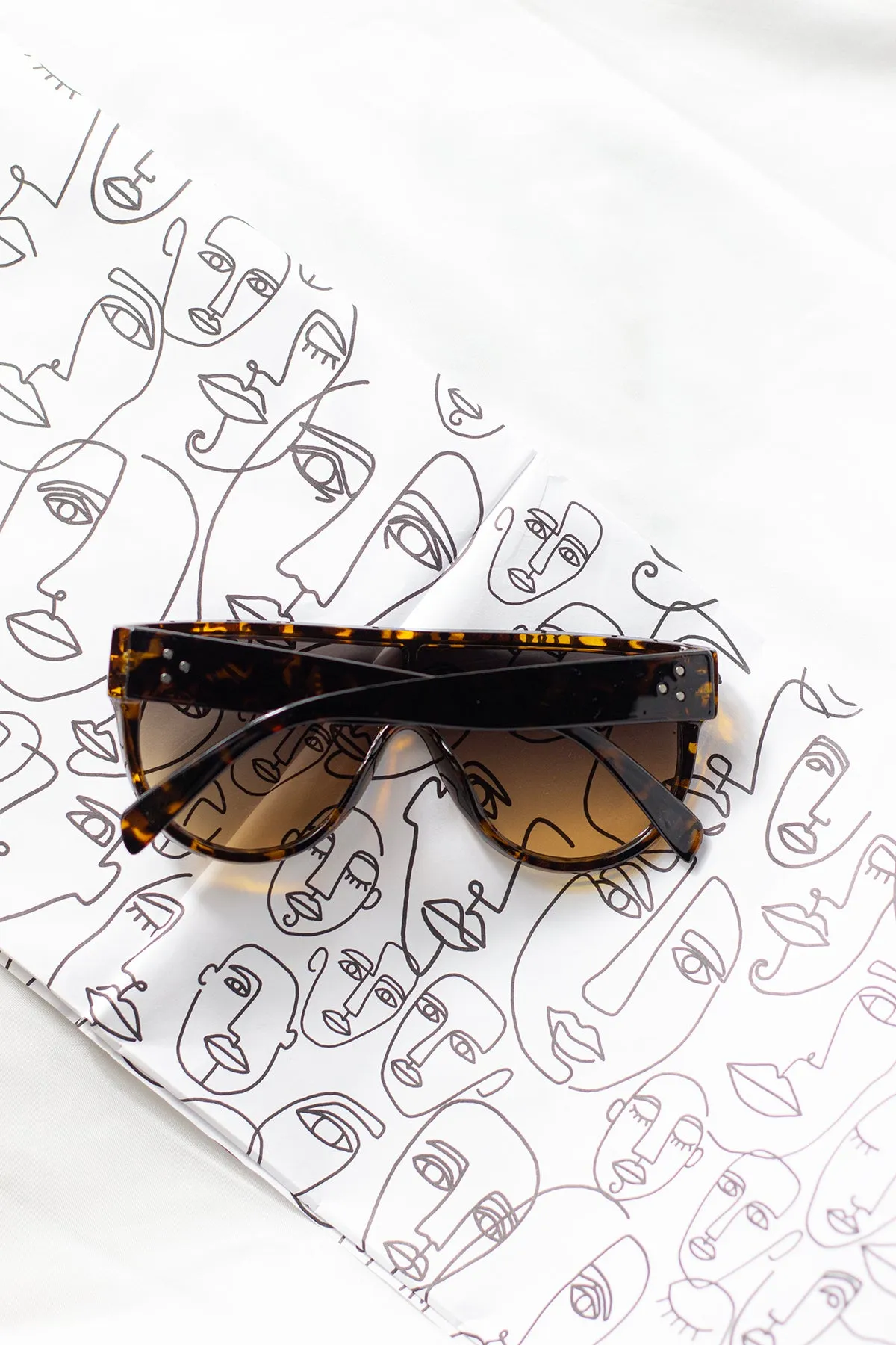 Flat Top Full Lens Sunglasses