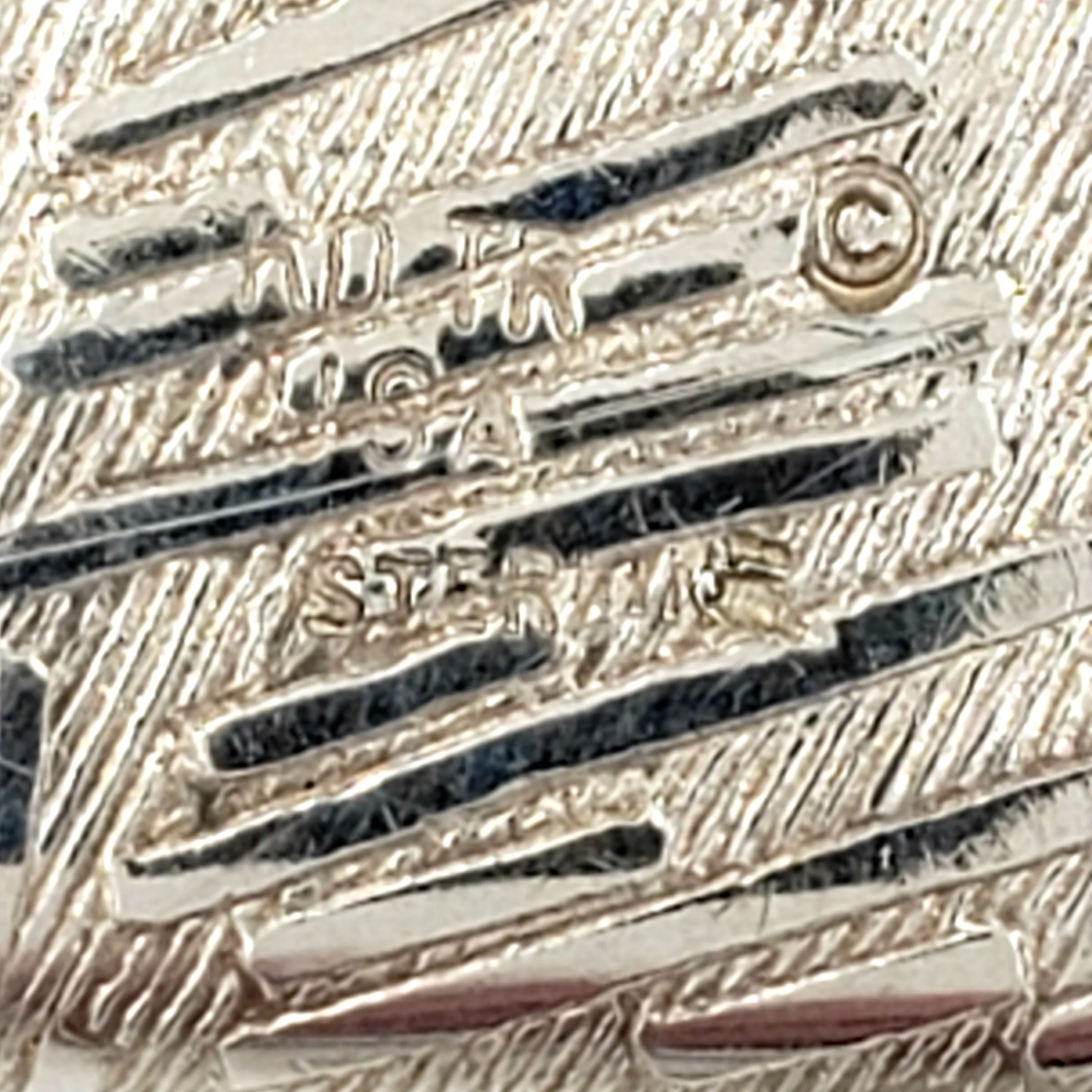 KD-TR Sterling Silver Brooch With Hearts in an Envelope