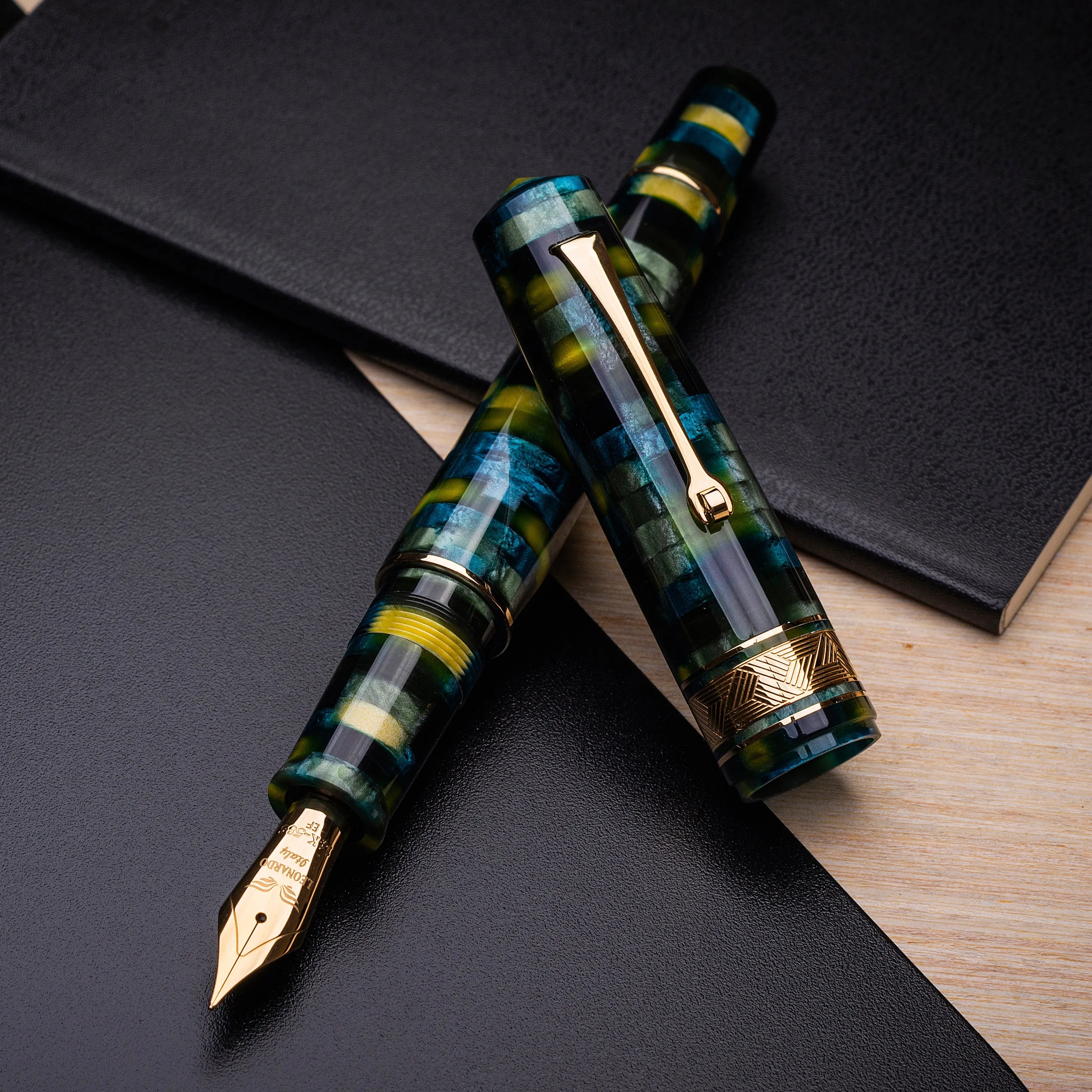 Leonardo Officina Italiana Momento Zero Grande Mosaico Fountain Pen and Ink Gift Set - Baobab Gold