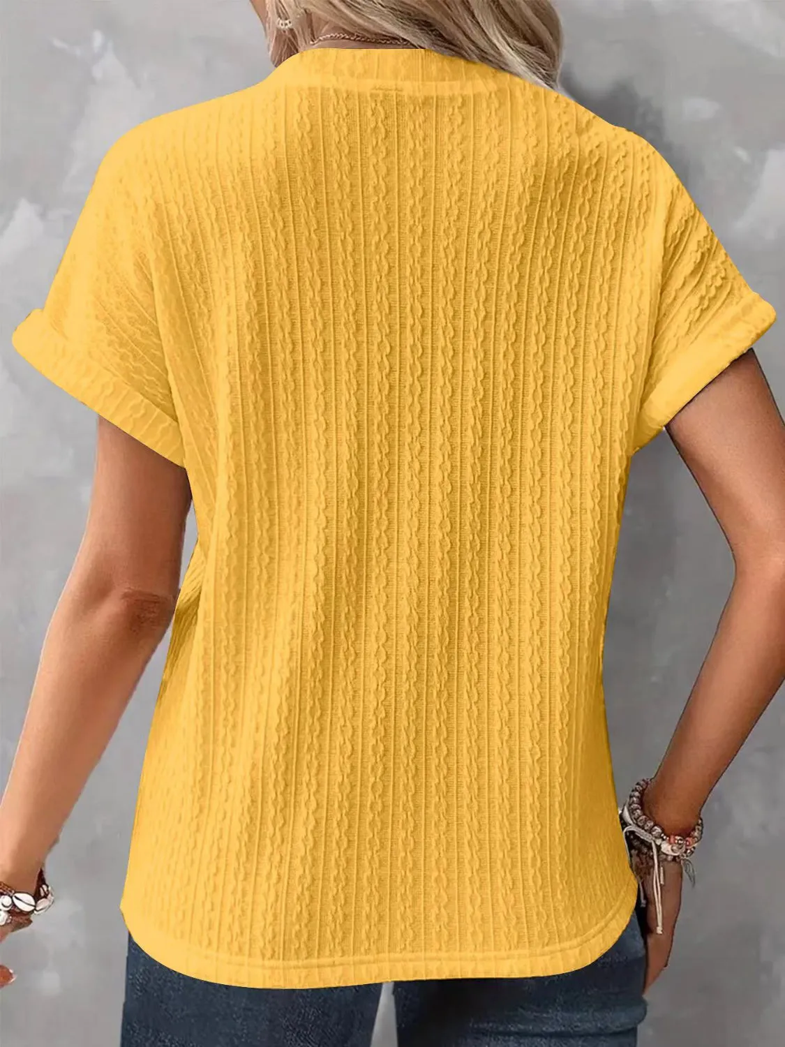 Light Colored Textured Buttoned Short Sleeve Top