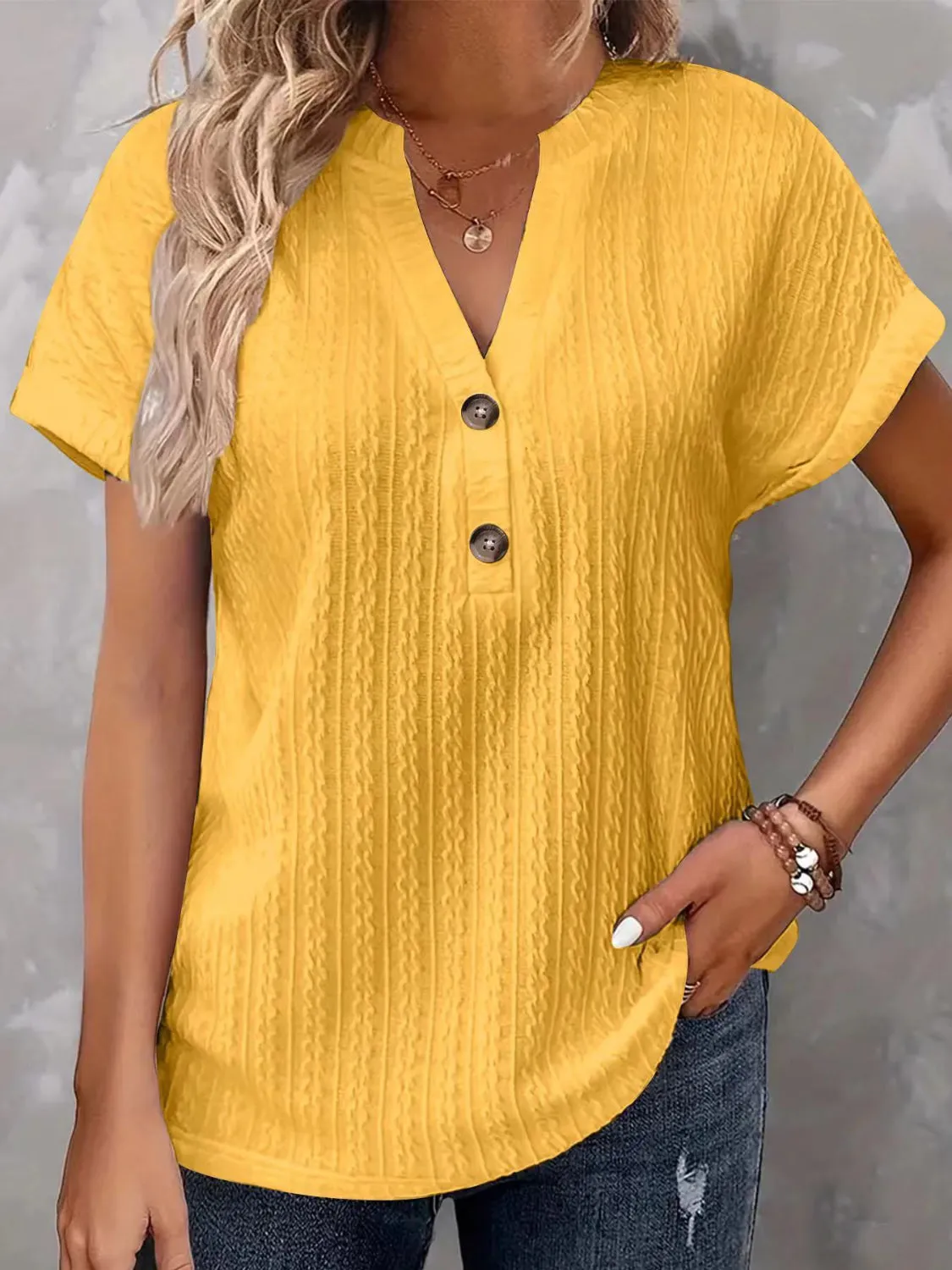 Light Colored Textured Buttoned Short Sleeve Top