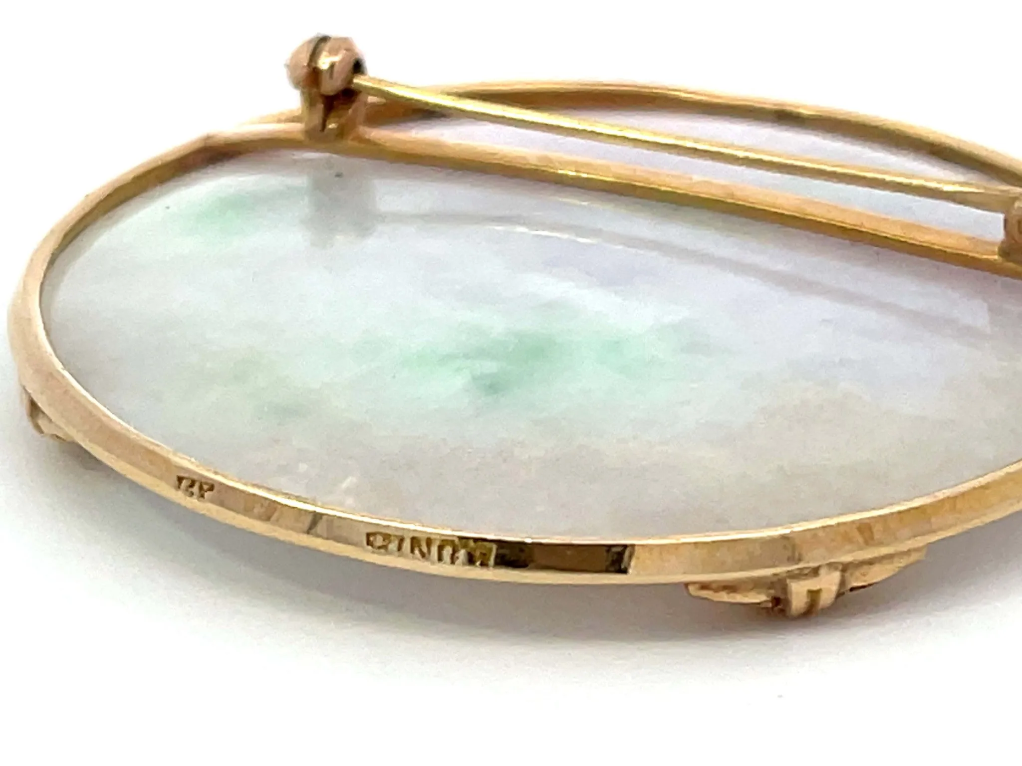 Mings Hawaii Round White Jade Brooch 14k Yellow Gold