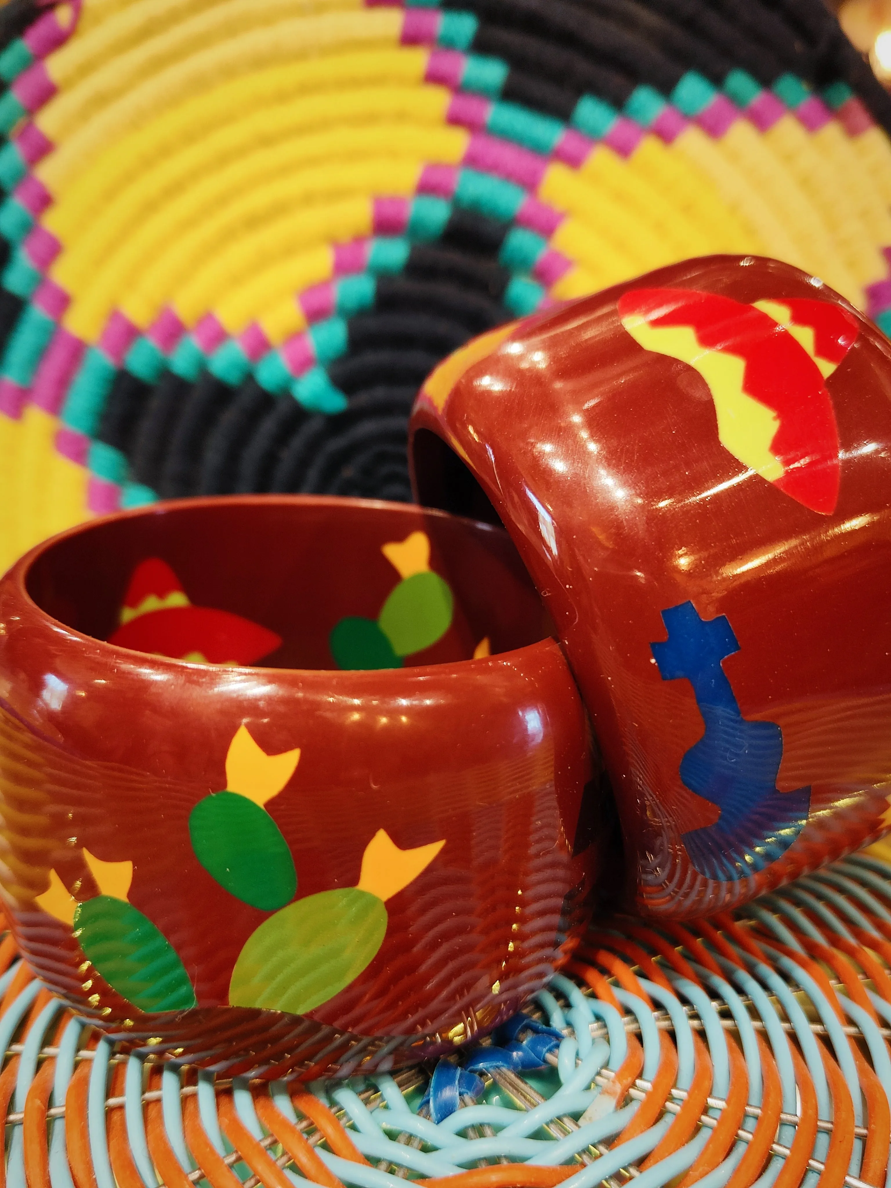 Modern french bakelite tiki bangle