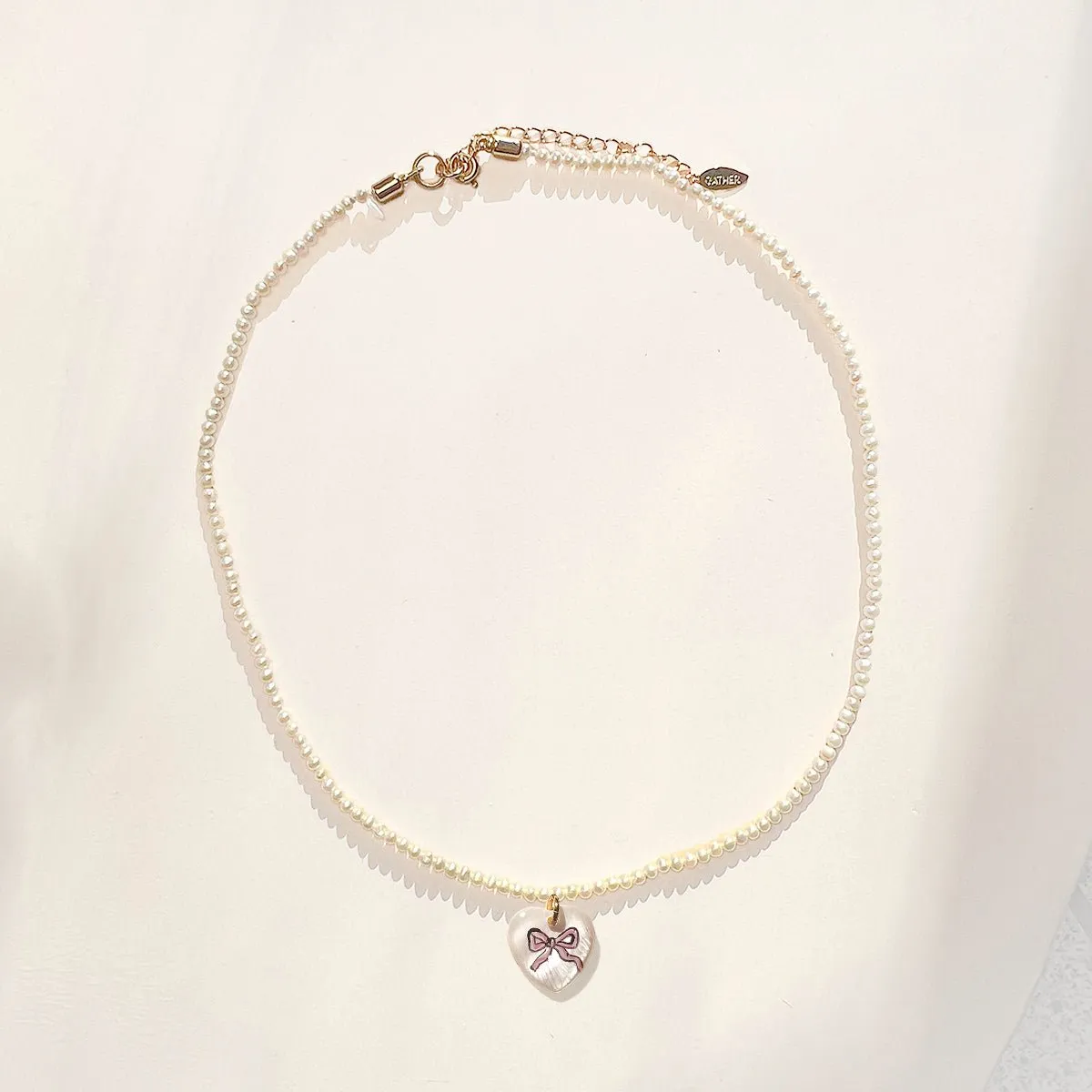 Naomi Bow & Mini Pearl Necklace