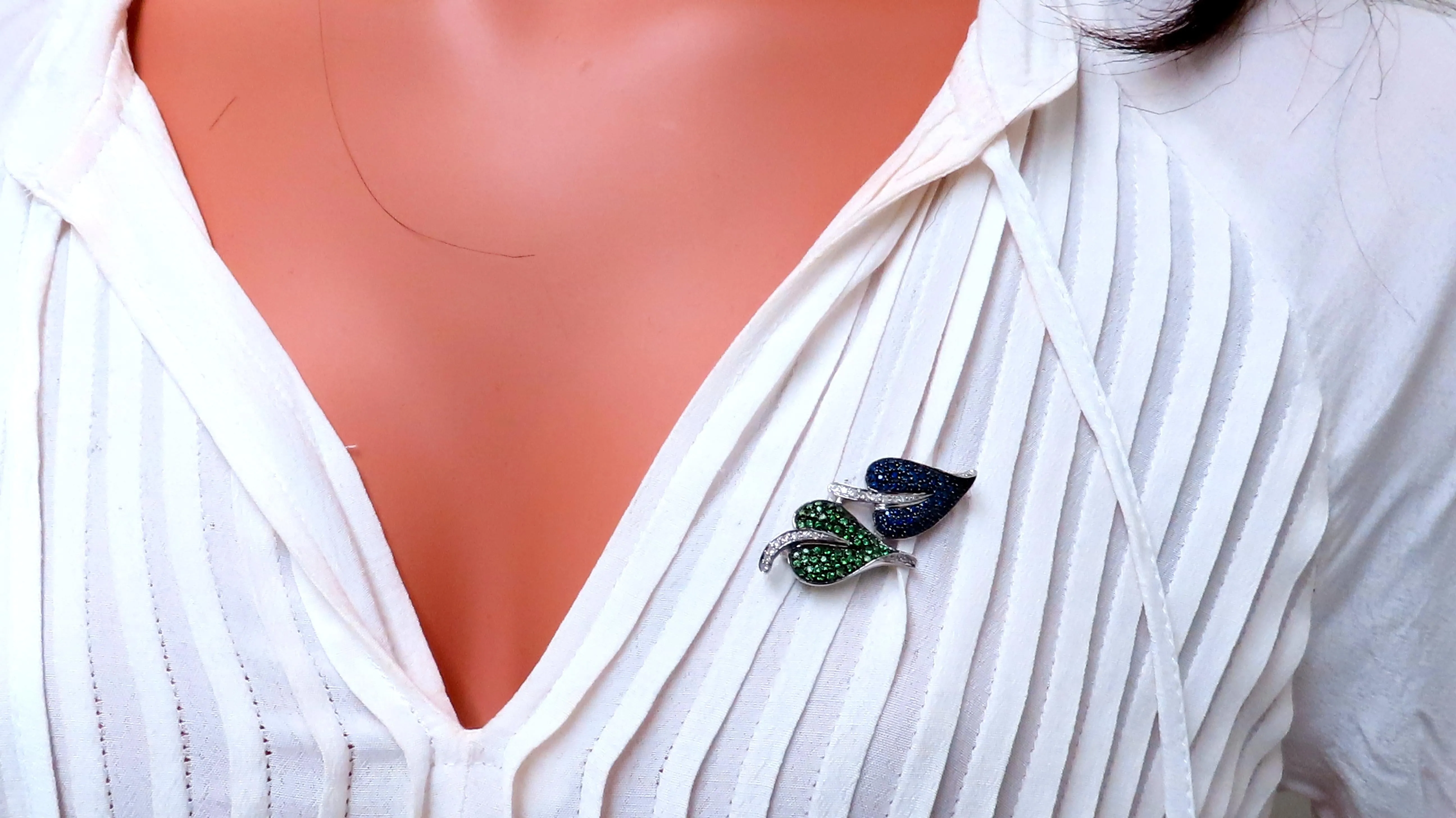 Natural Sapphire Green Tsavorite Spade Leaf Diamond Pin 14kt 12361