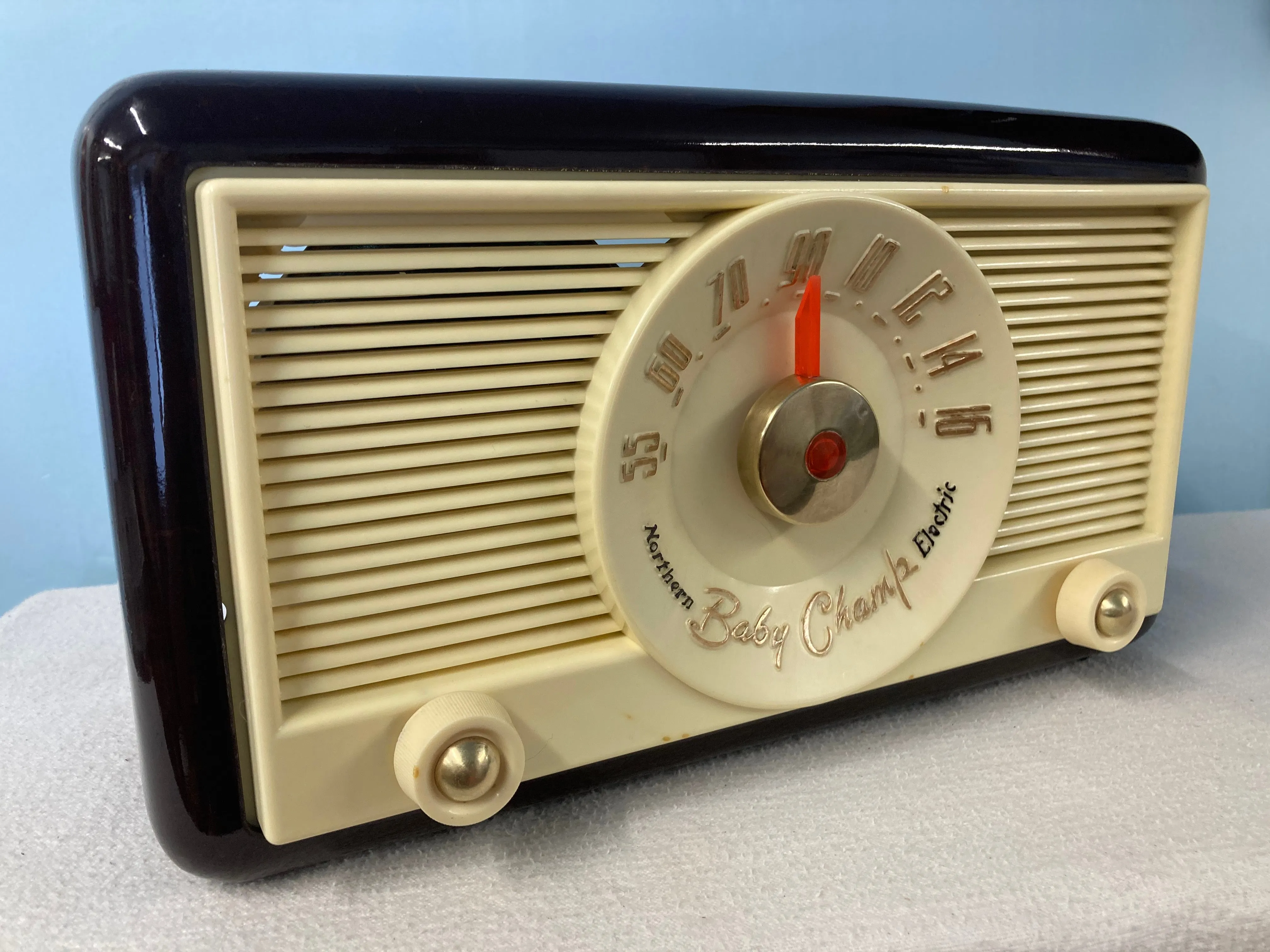Northern Electric 5500 Baby Champ Tube Radio With Bluetooth & FM Options