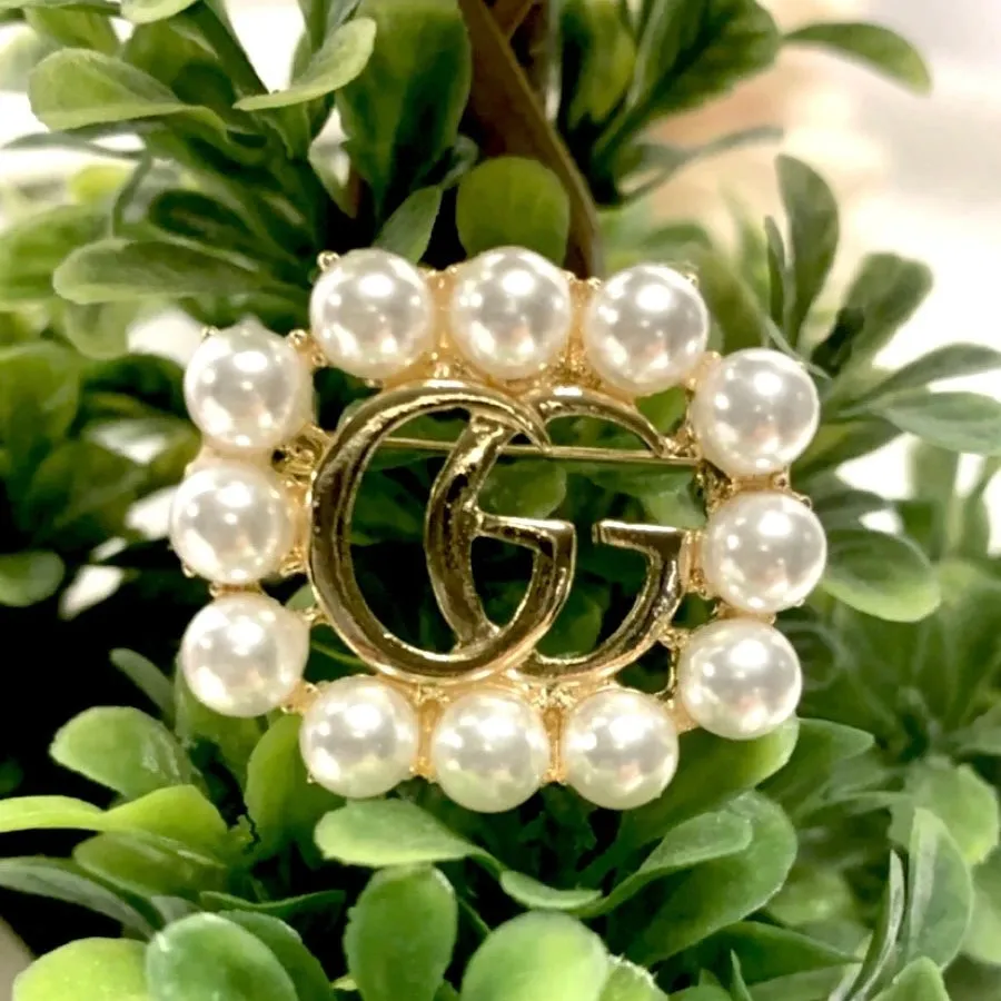 OASIS BROOCH