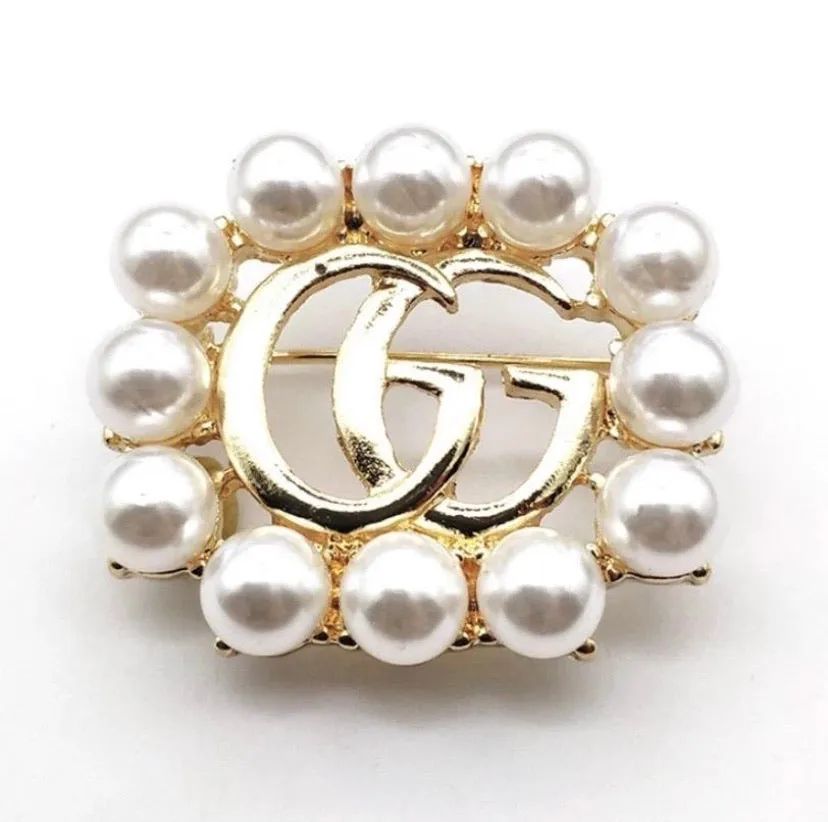 OASIS BROOCH