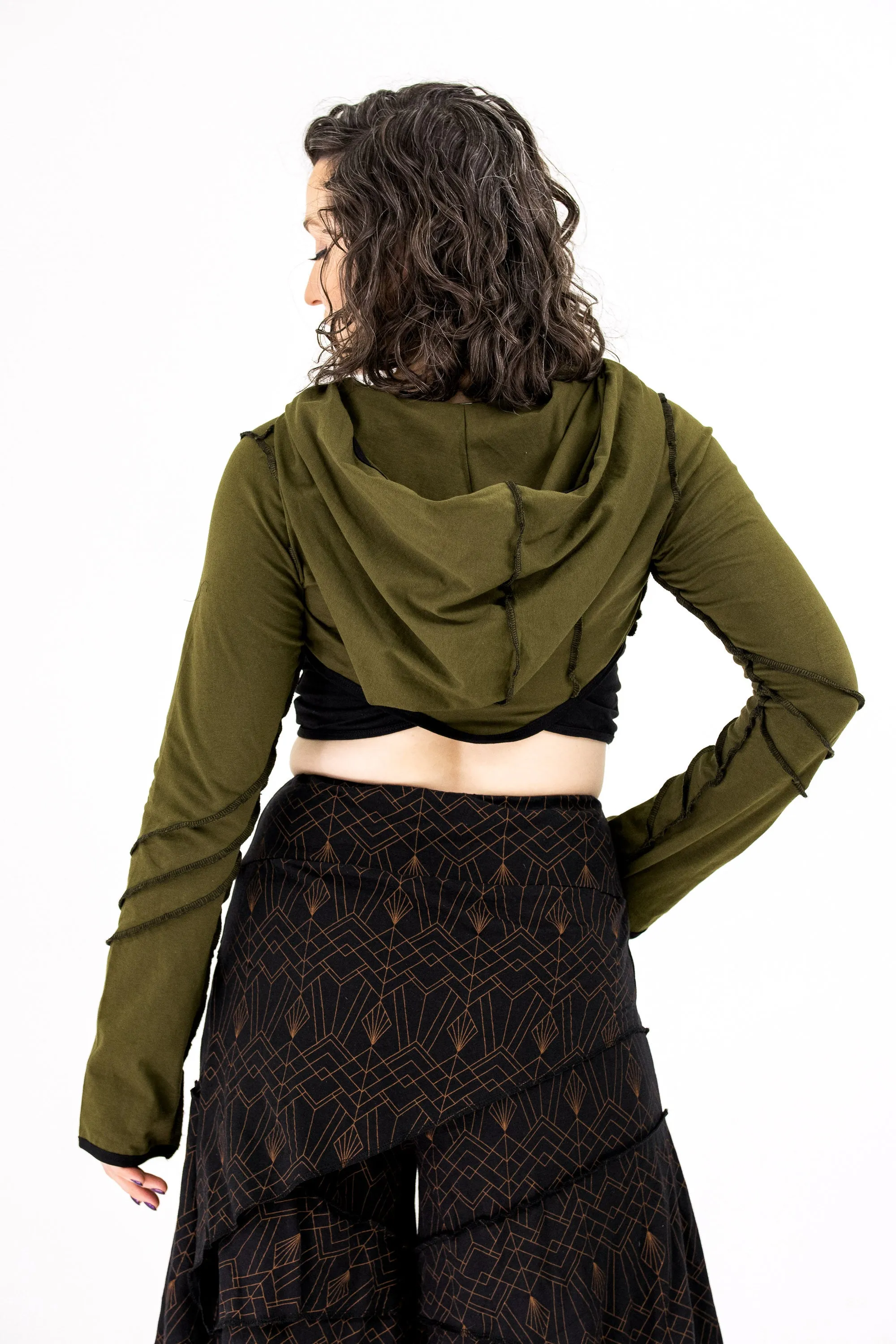 Pixie Shrug w/Piping