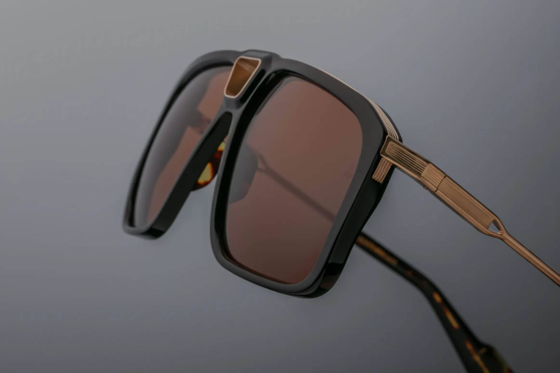 SAVOY-Noir / Dark Tuscan / Dark Gold