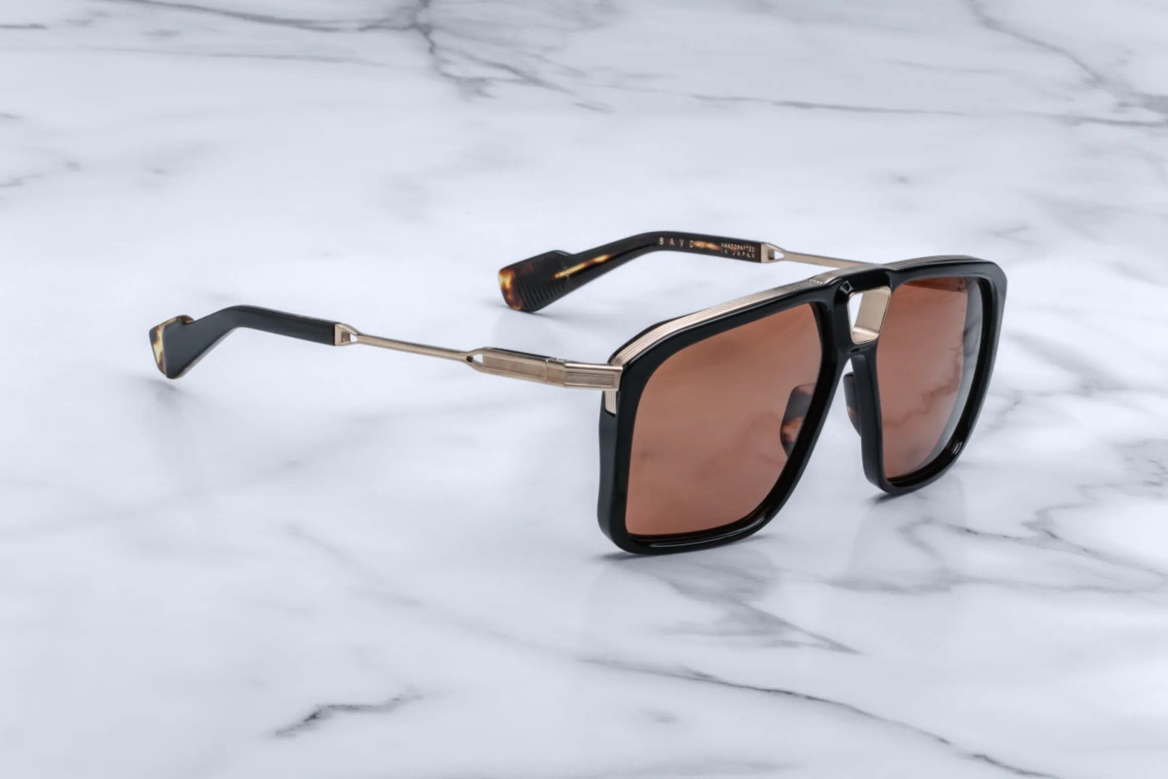 SAVOY-Noir / Dark Tuscan / Dark Gold