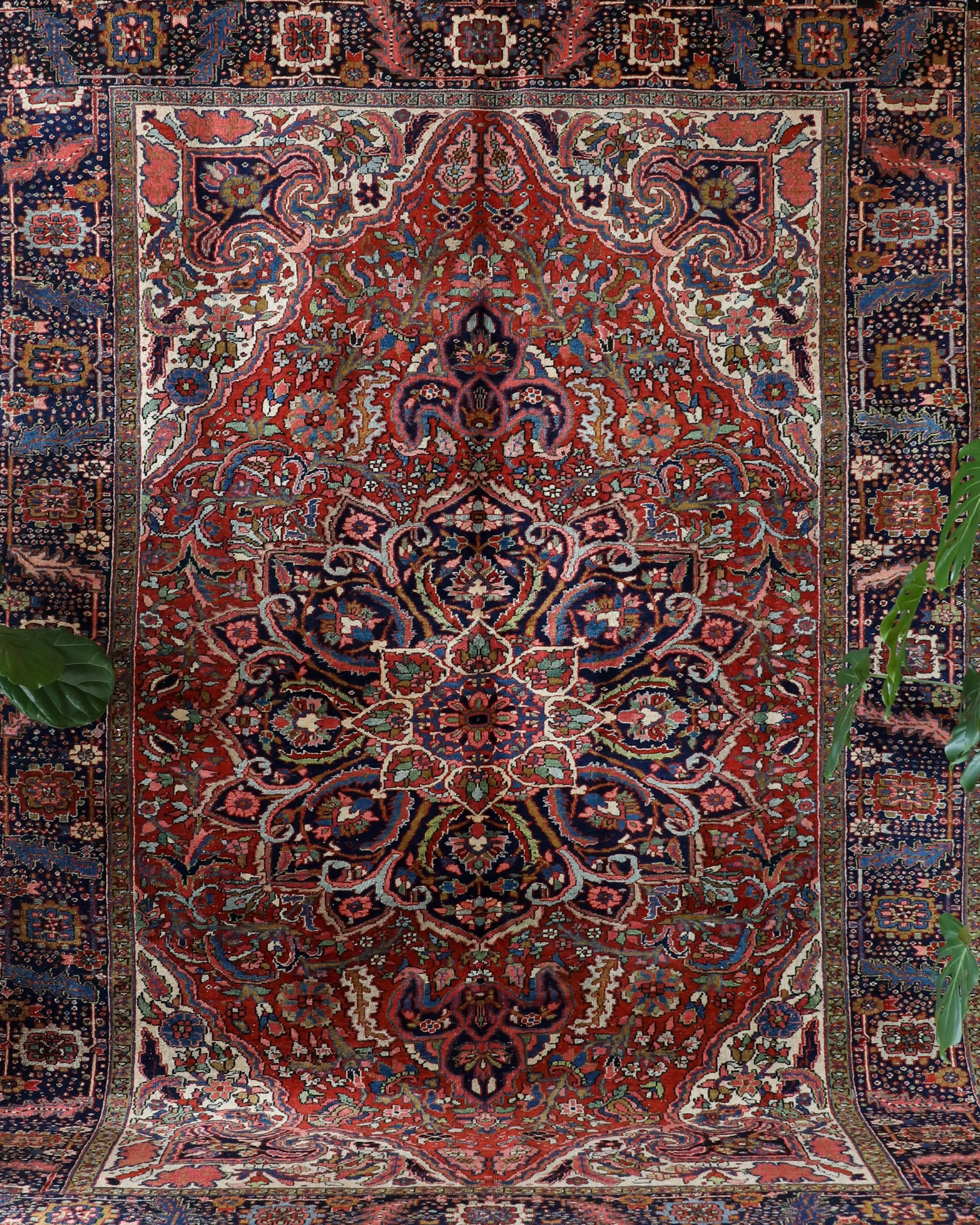 Semi-antique NW Persian Heriz Rug 8'4"x11'8"
