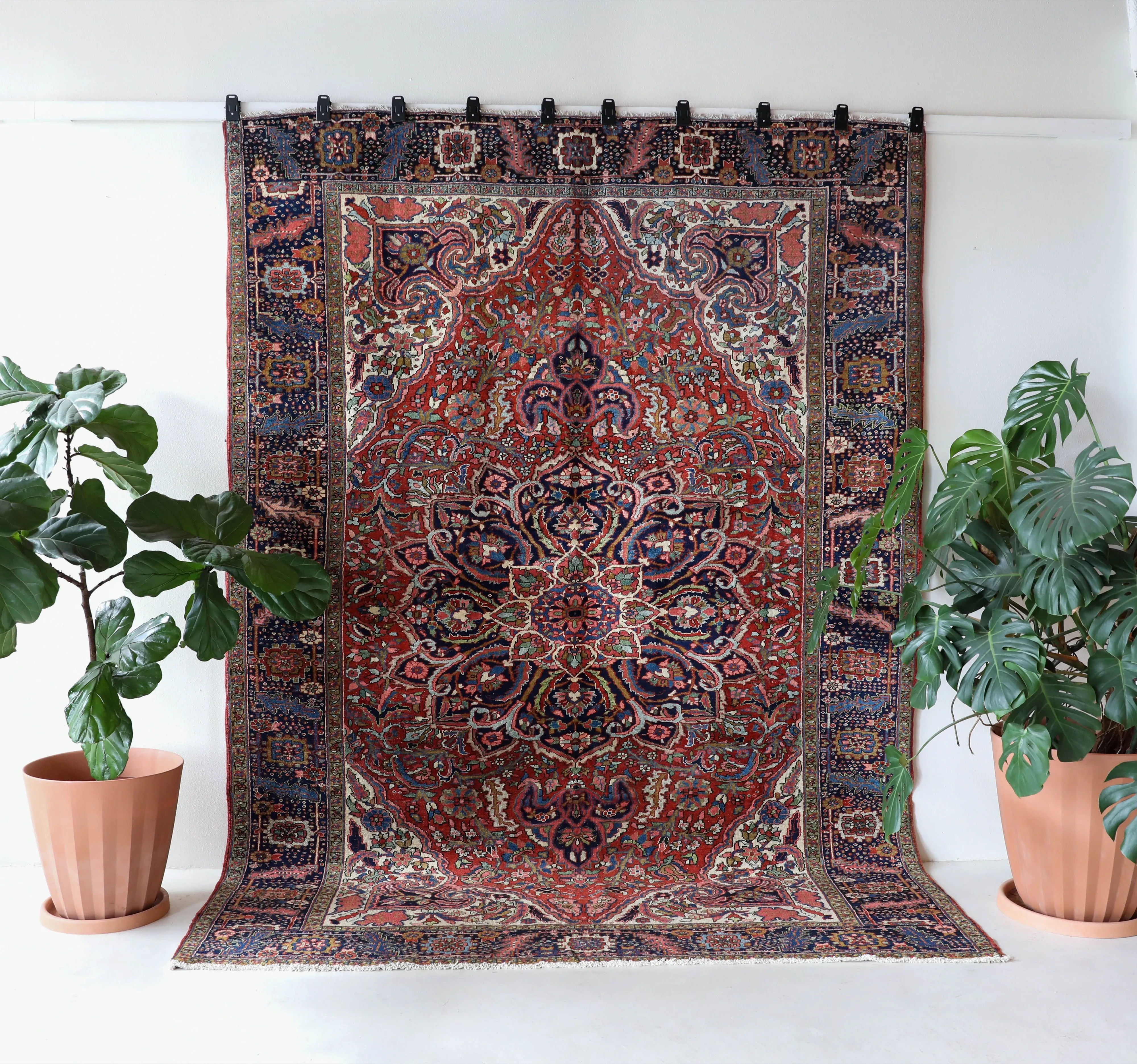 Semi-antique NW Persian Heriz Rug 8'4"x11'8"