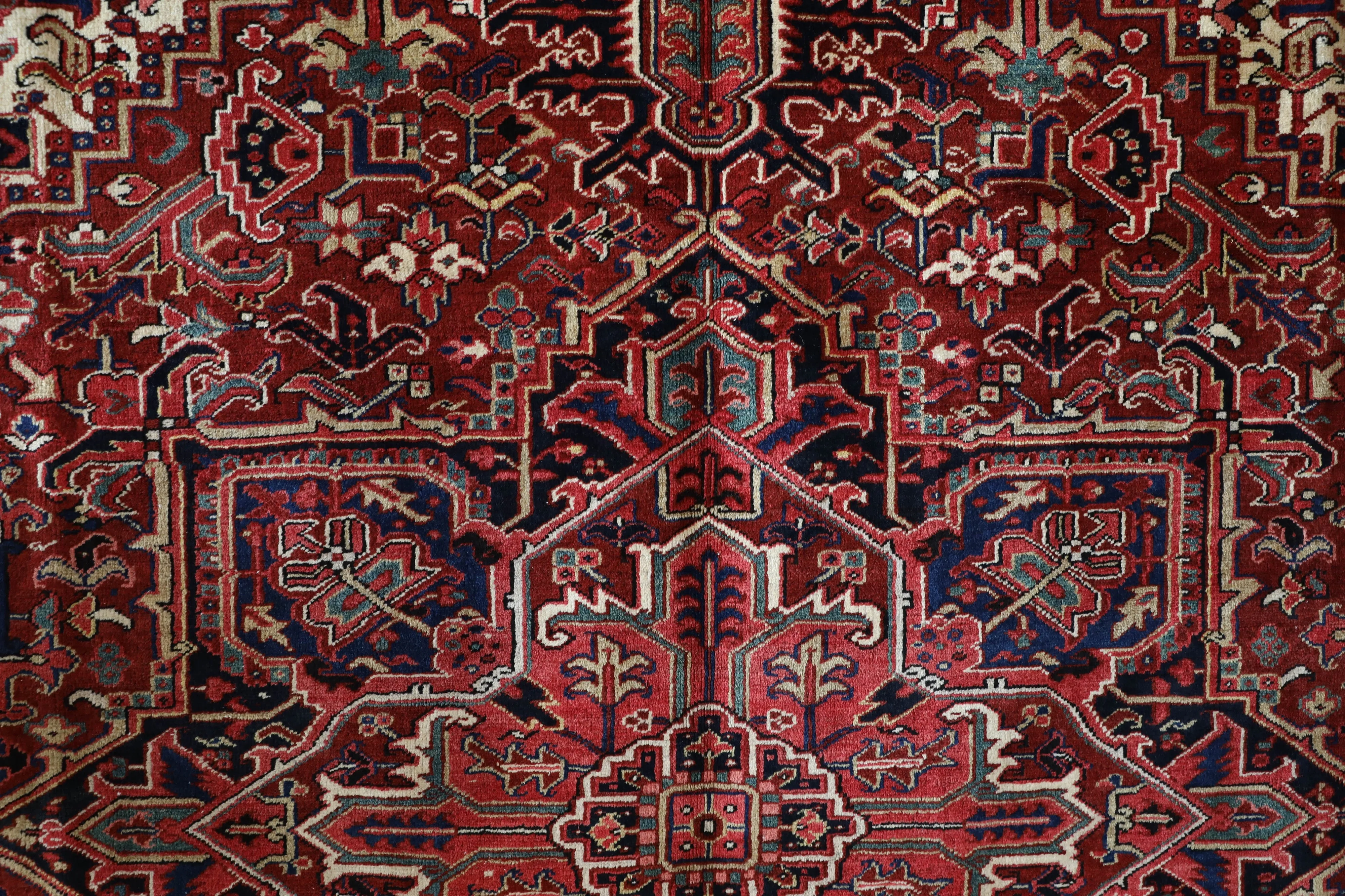 Semi-antique NW Persian Heriz Rug 9'7"x12'3"
