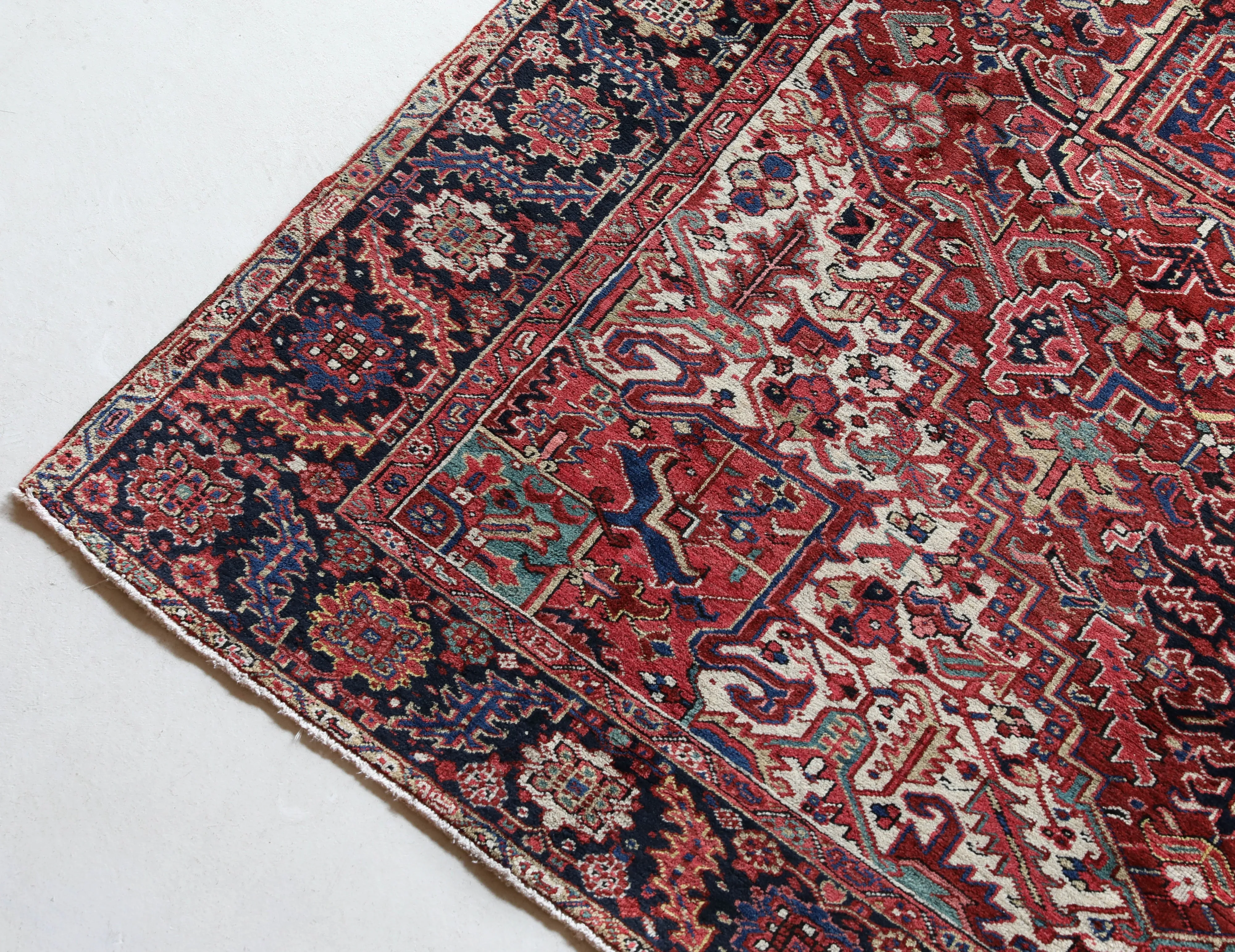 Semi-antique NW Persian Heriz Rug 9'7"x12'3"