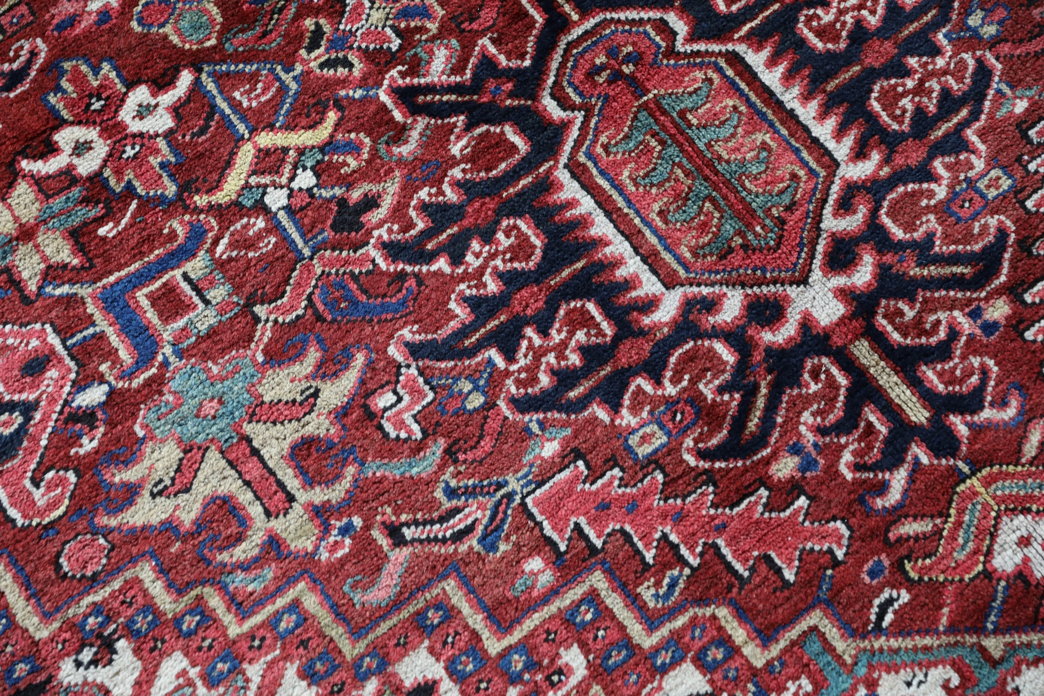 Semi-antique NW Persian Heriz Rug 9'7"x12'3"
